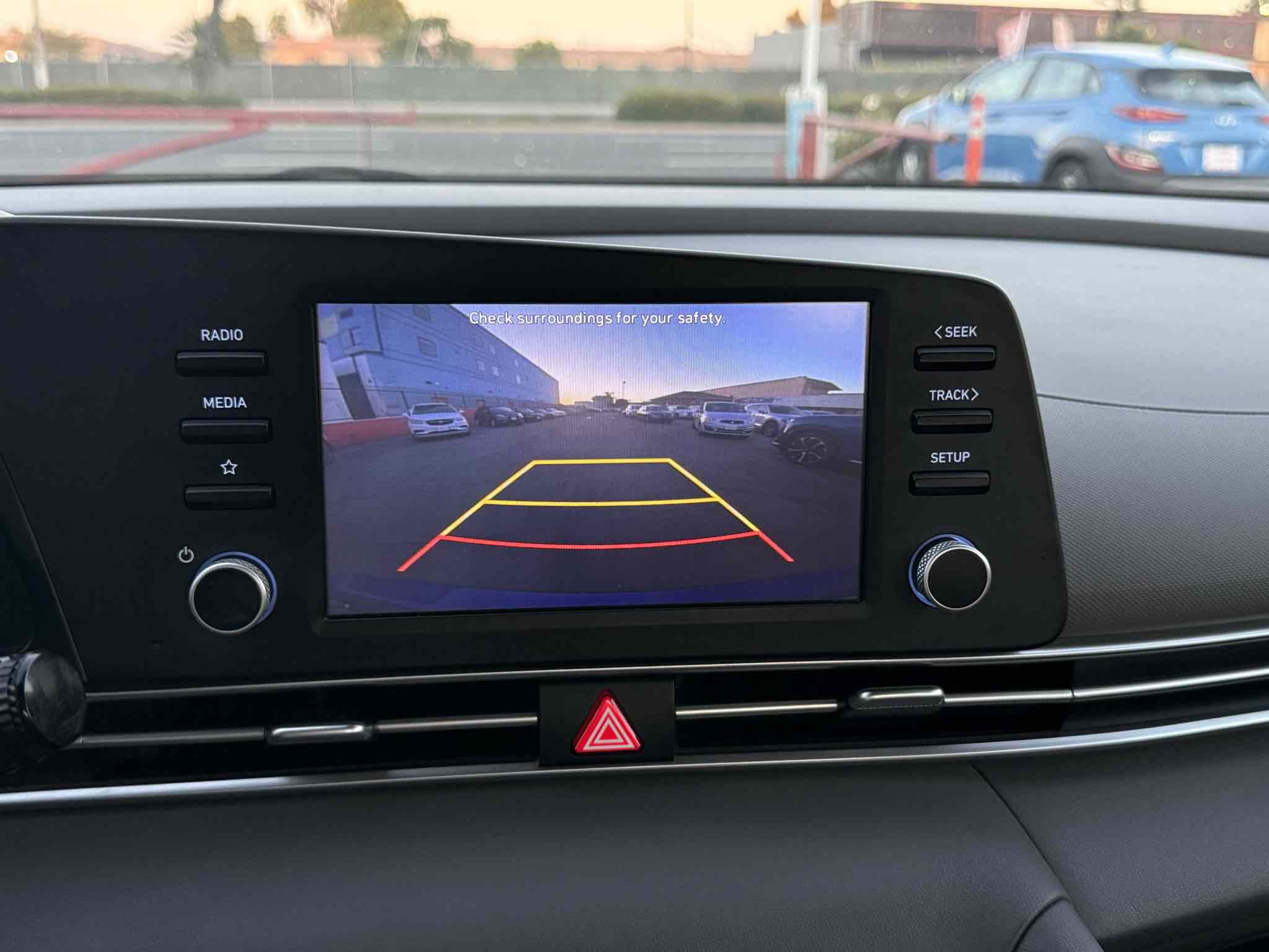 2021 Hyundai Elantra SE photo 6