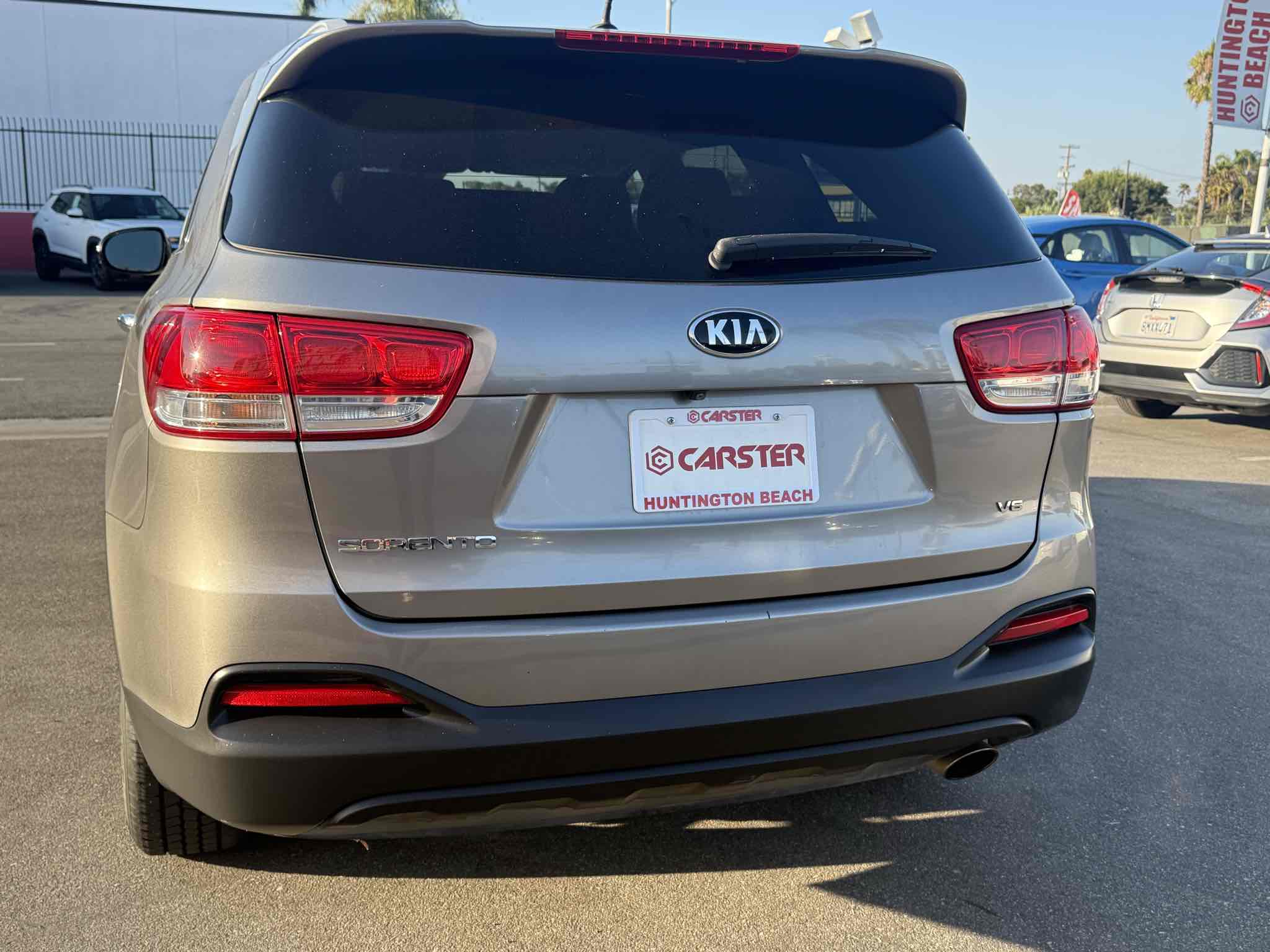 2017 Kia Sorento LX V6 photo 4
