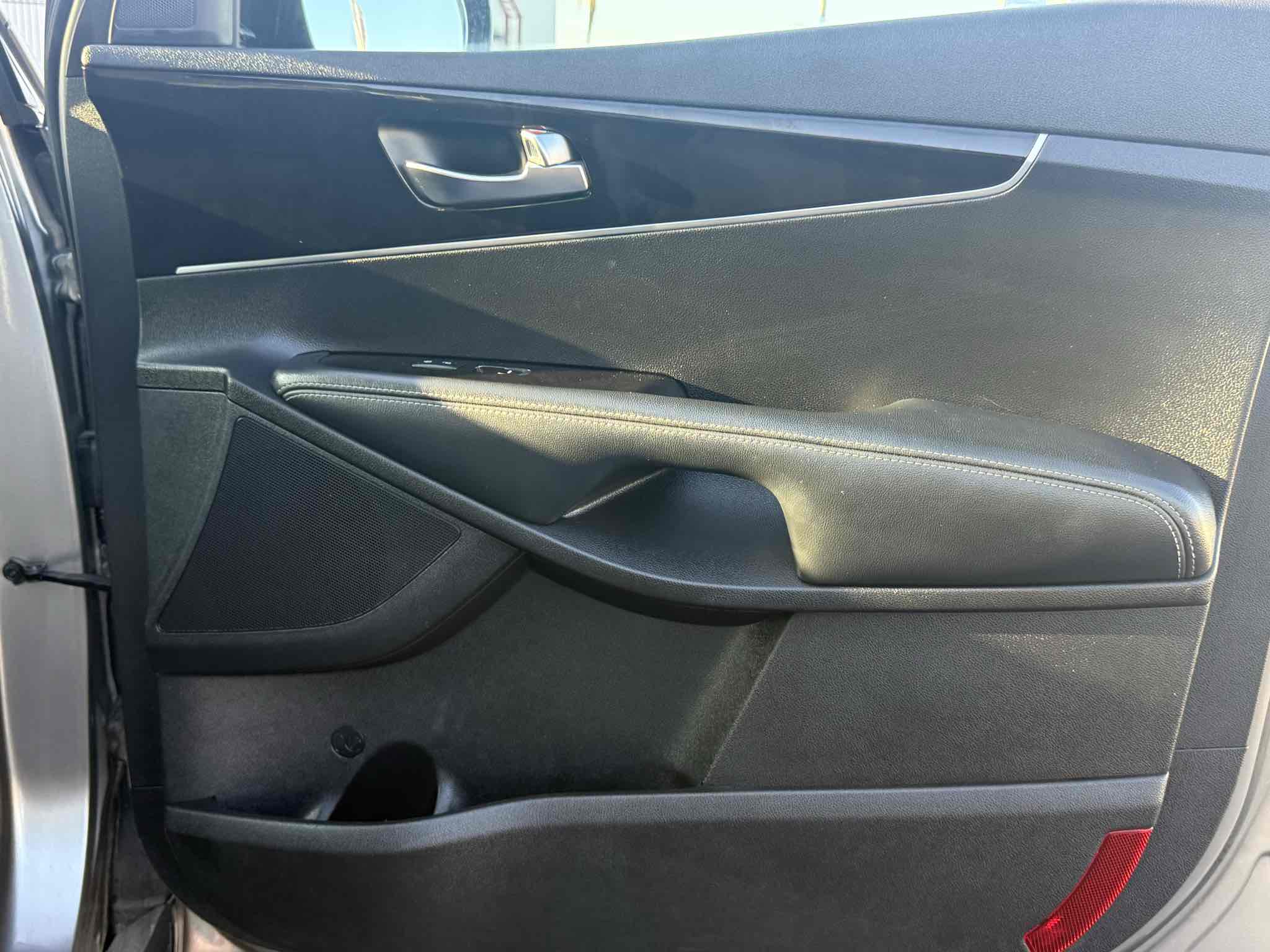 2017 Kia Sorento LX V6 photo 31