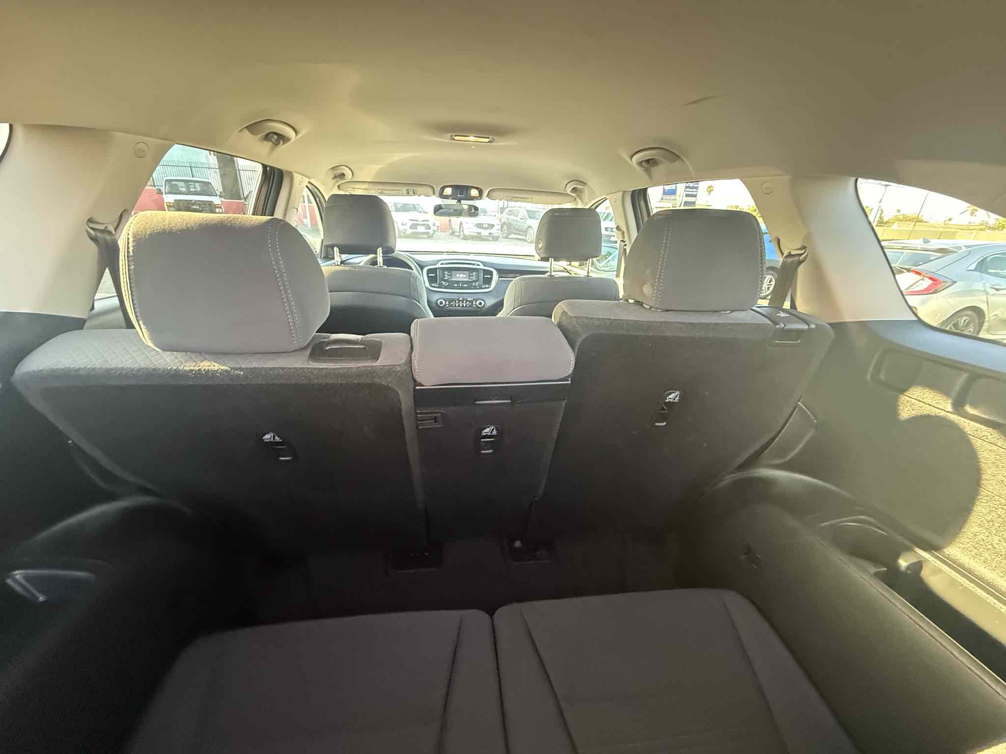 2017 Kia Sorento LX V6 photo 42