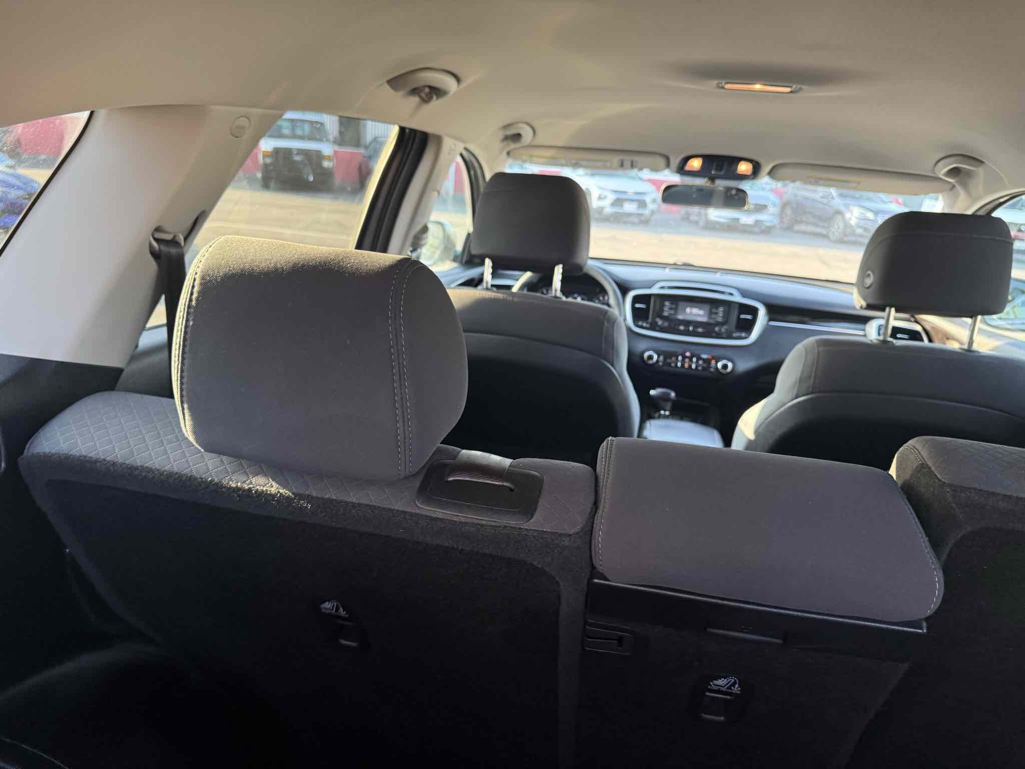 2017 Kia Sorento LX V6 photo 43