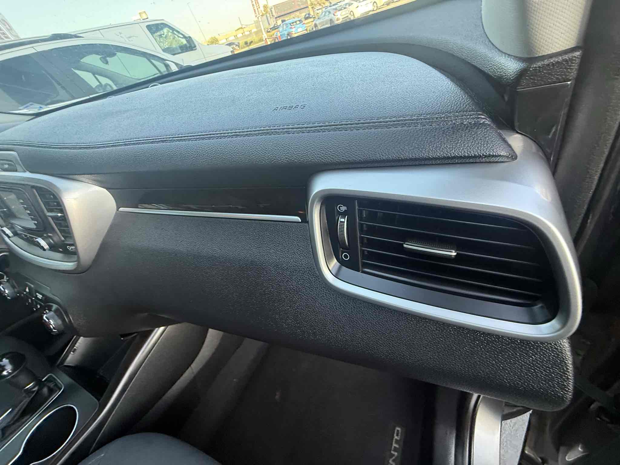 2017 Kia Sorento LX V6 photo 55