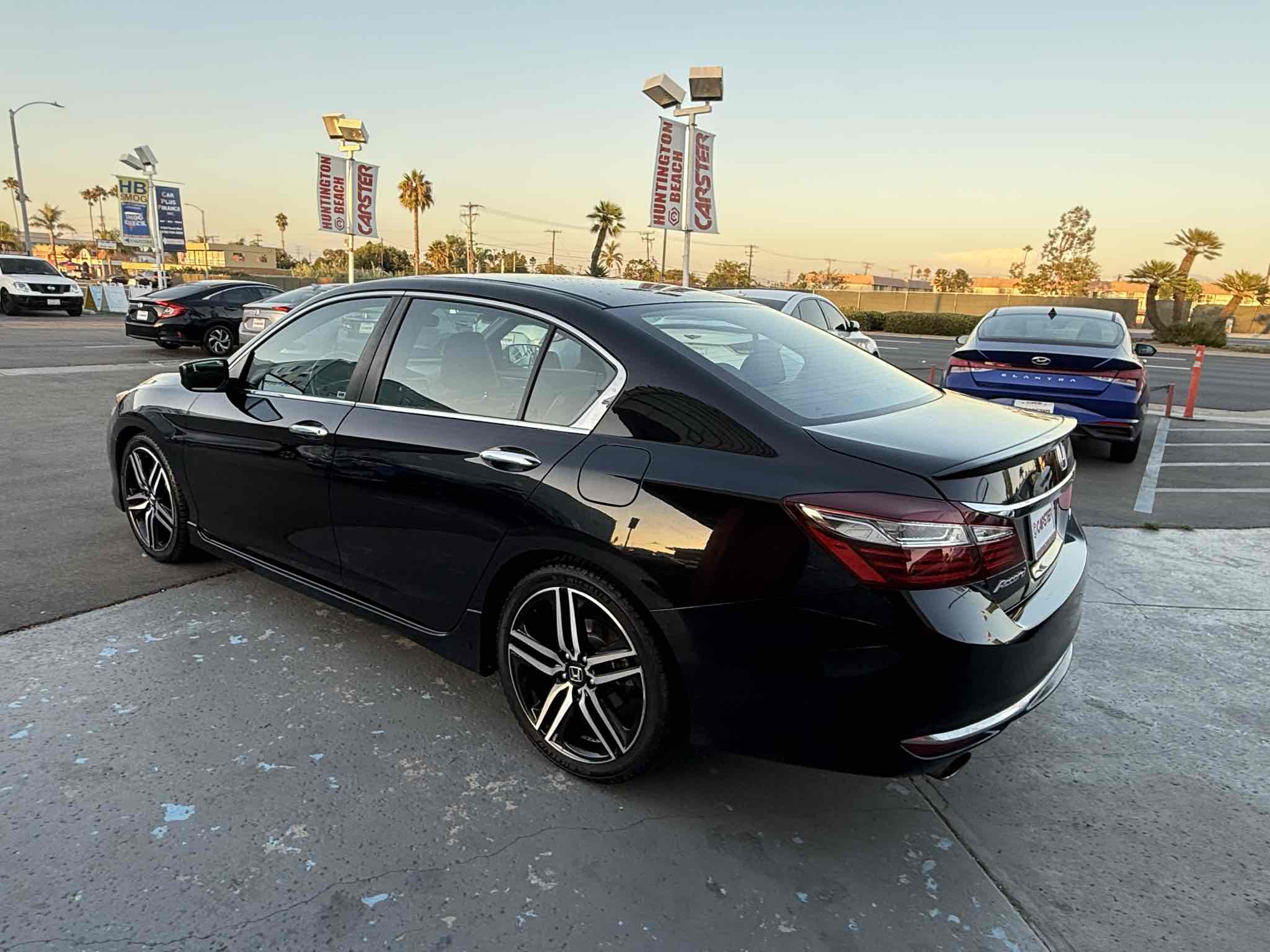 2017 Honda Accord Sport photo 17