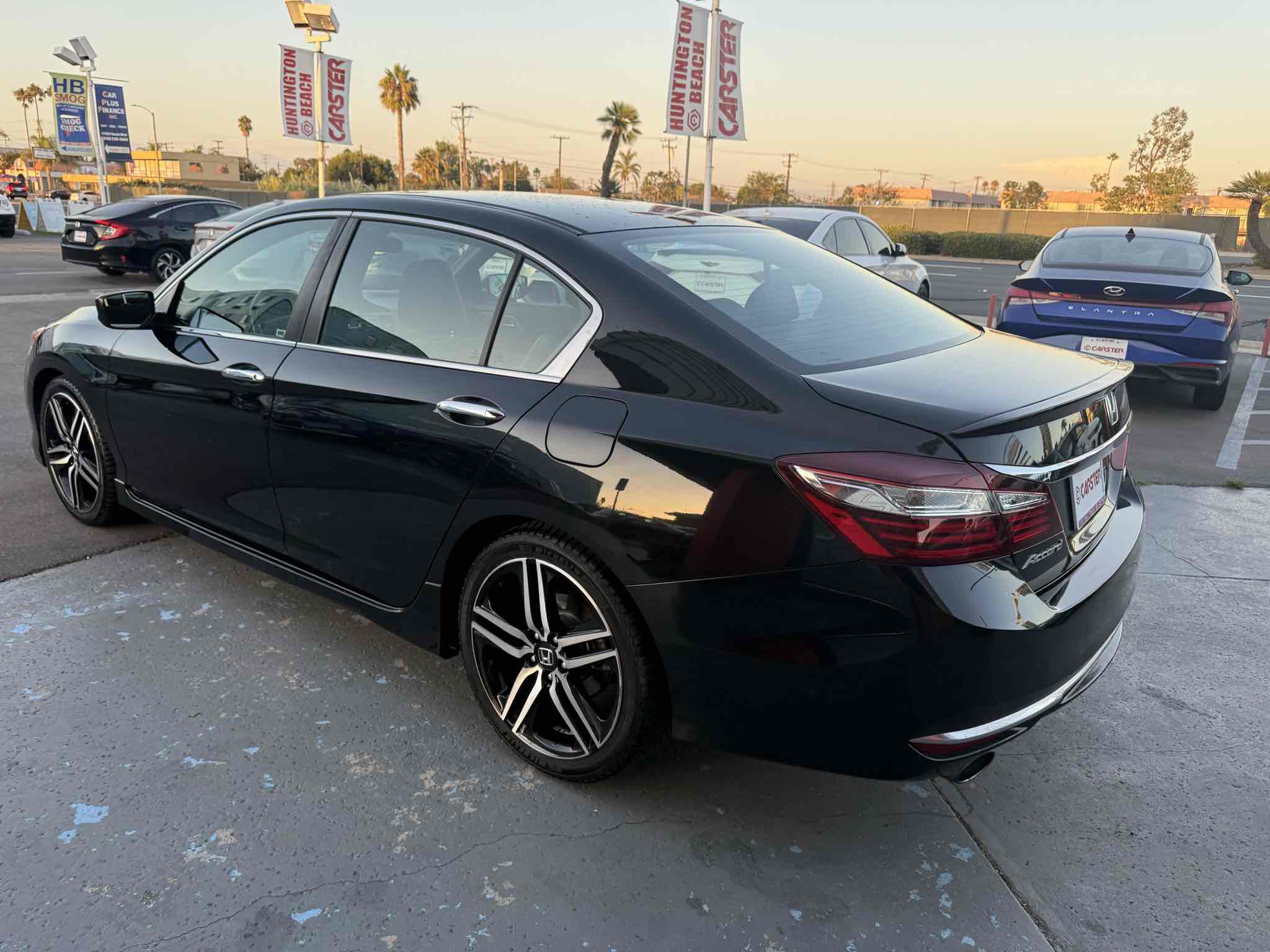 2017 Honda Accord Sport photo 18