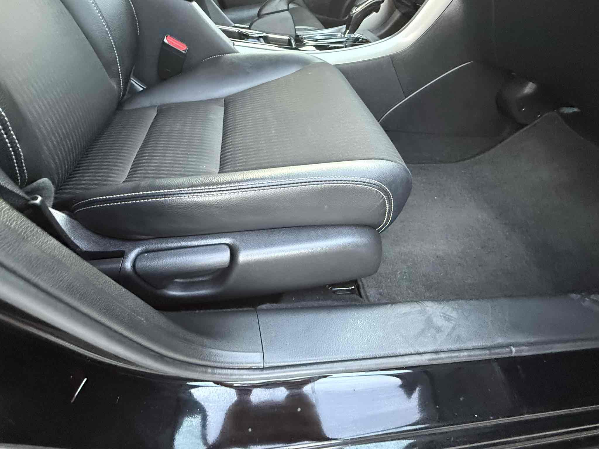 2017 Honda Accord Sport photo 35