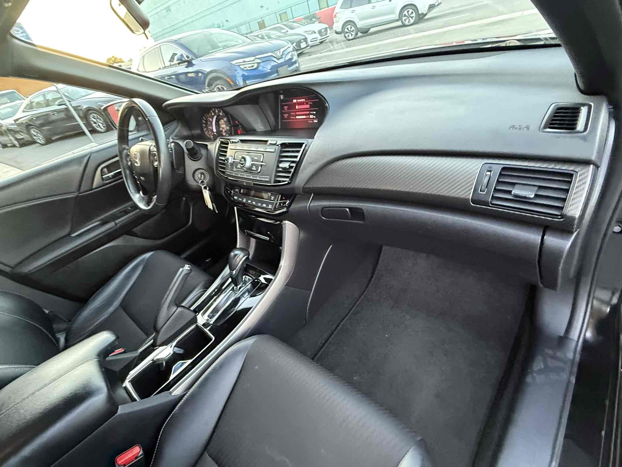 2017 Honda Accord Sport photo 37