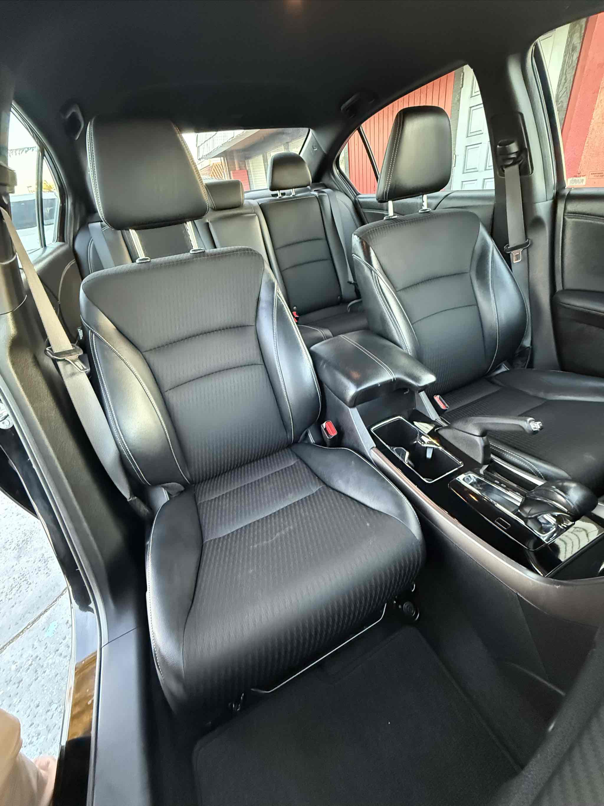 2017 Honda Accord Sport photo 5