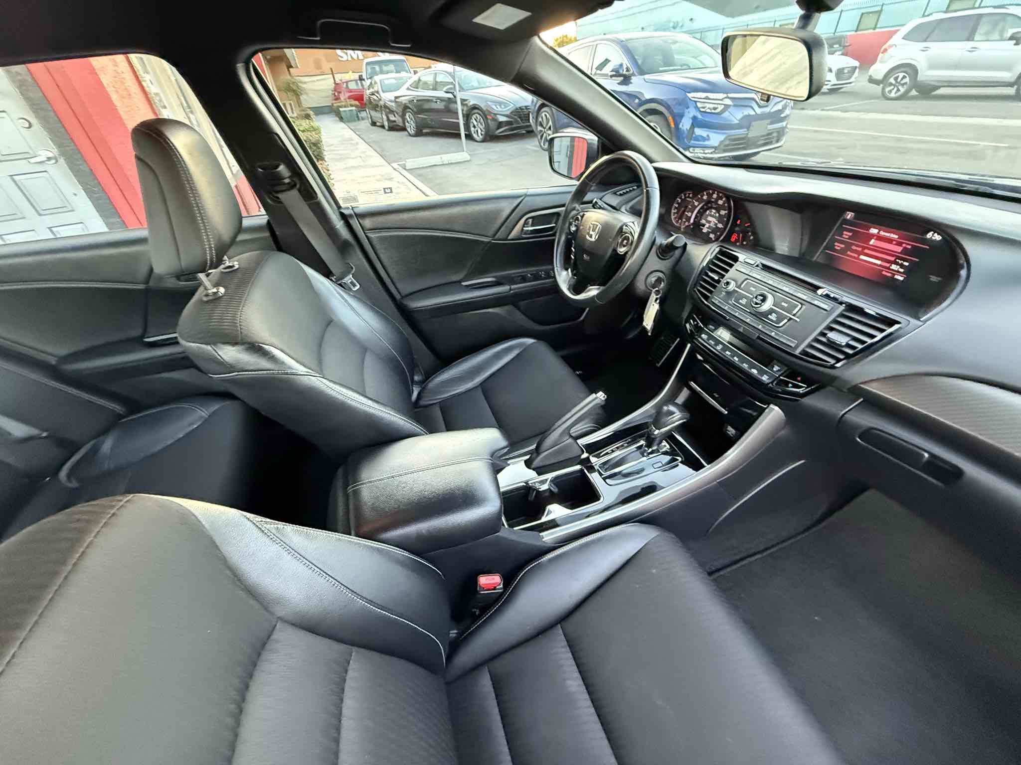 2017 Honda Accord Sport photo 43