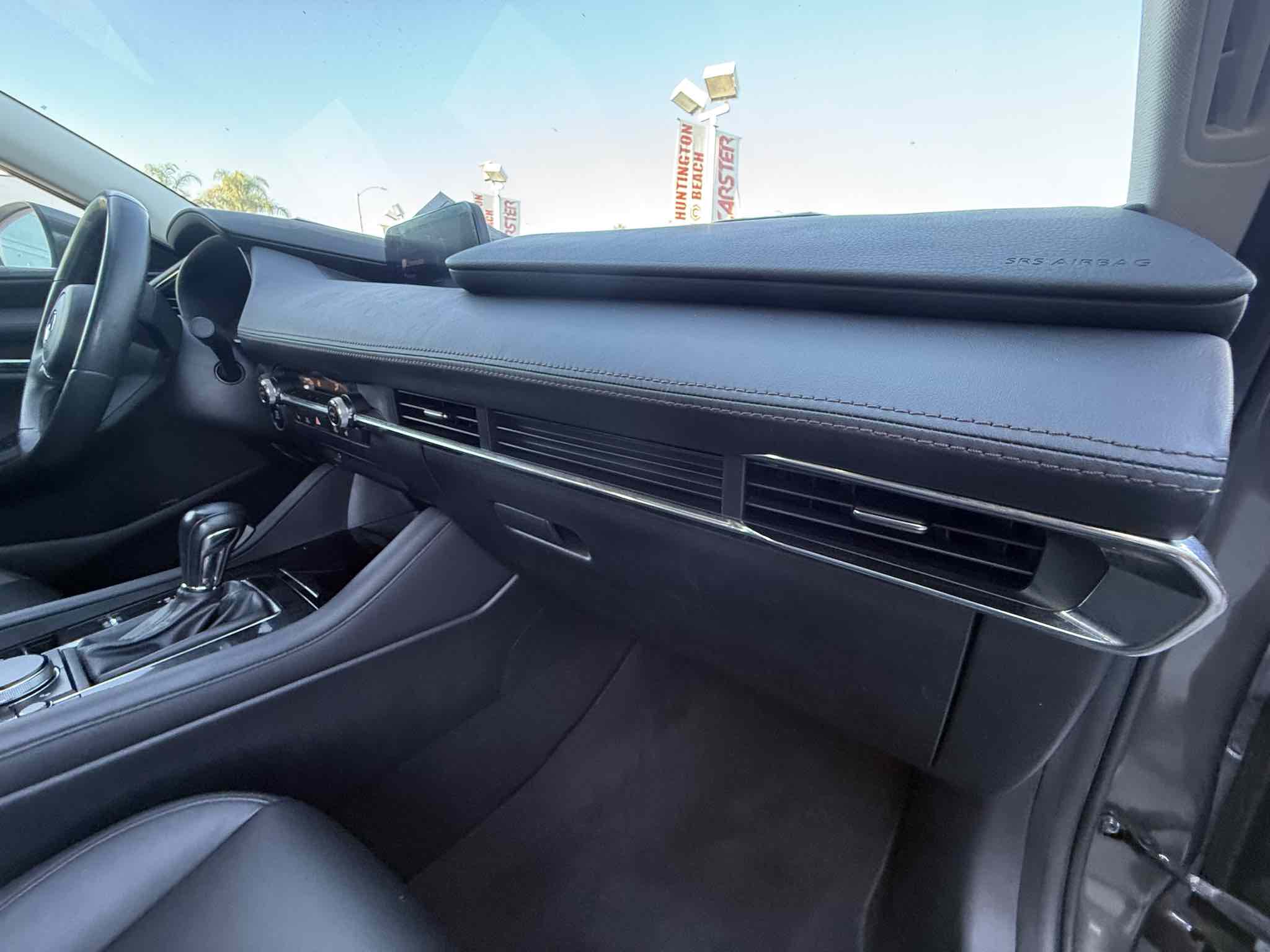 2019 Mazda Mazda3 Sedan Preferred photo 38