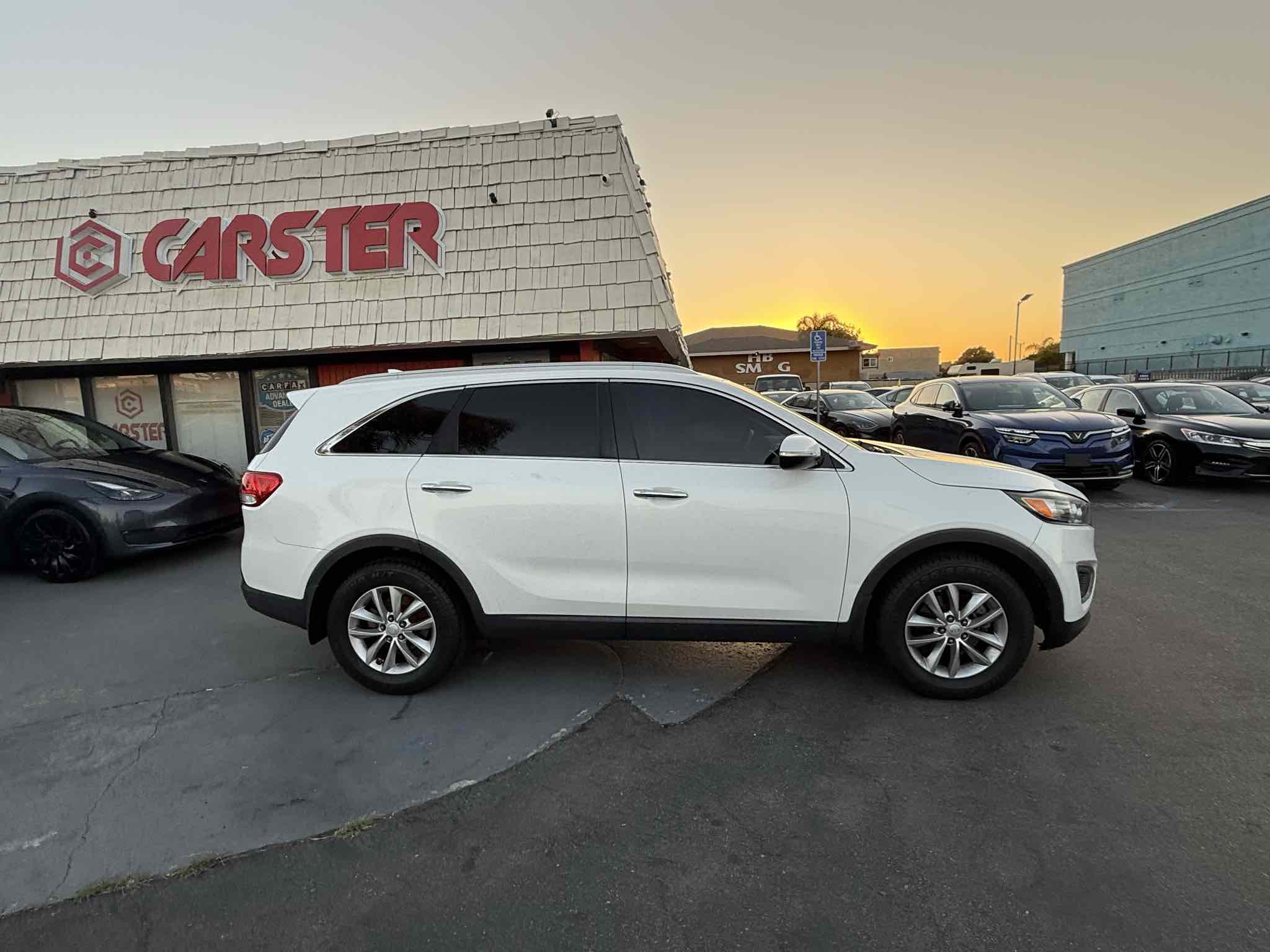 2017 Kia Sorento LX photo 6