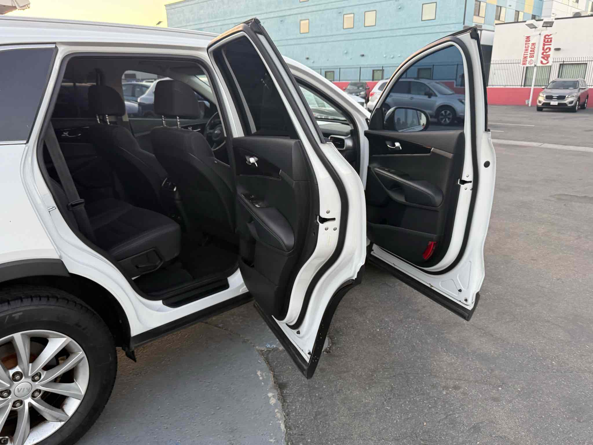 2017 Kia Sorento LX photo 23