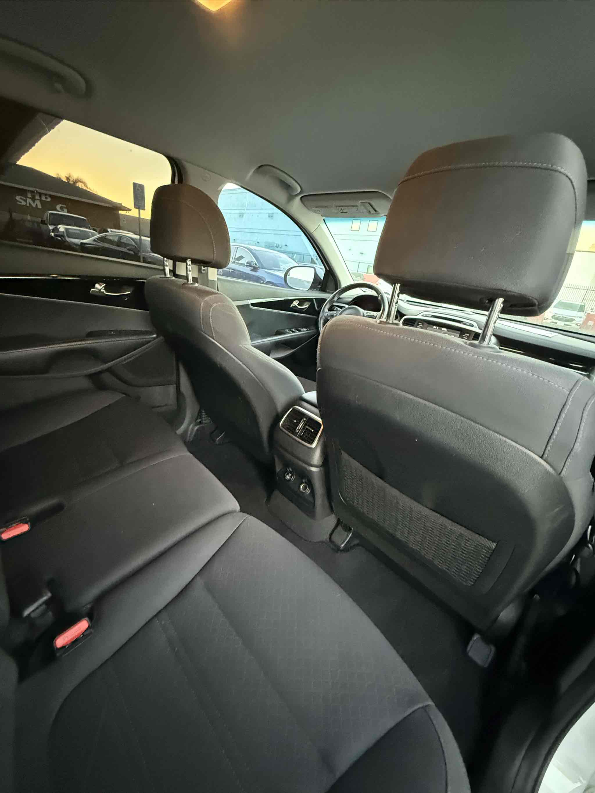 2017 Kia Sorento LX photo 35
