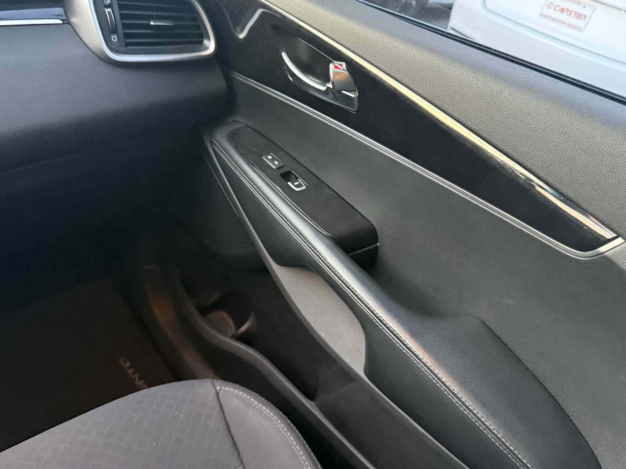 2017 Kia Sorento LX photo 42