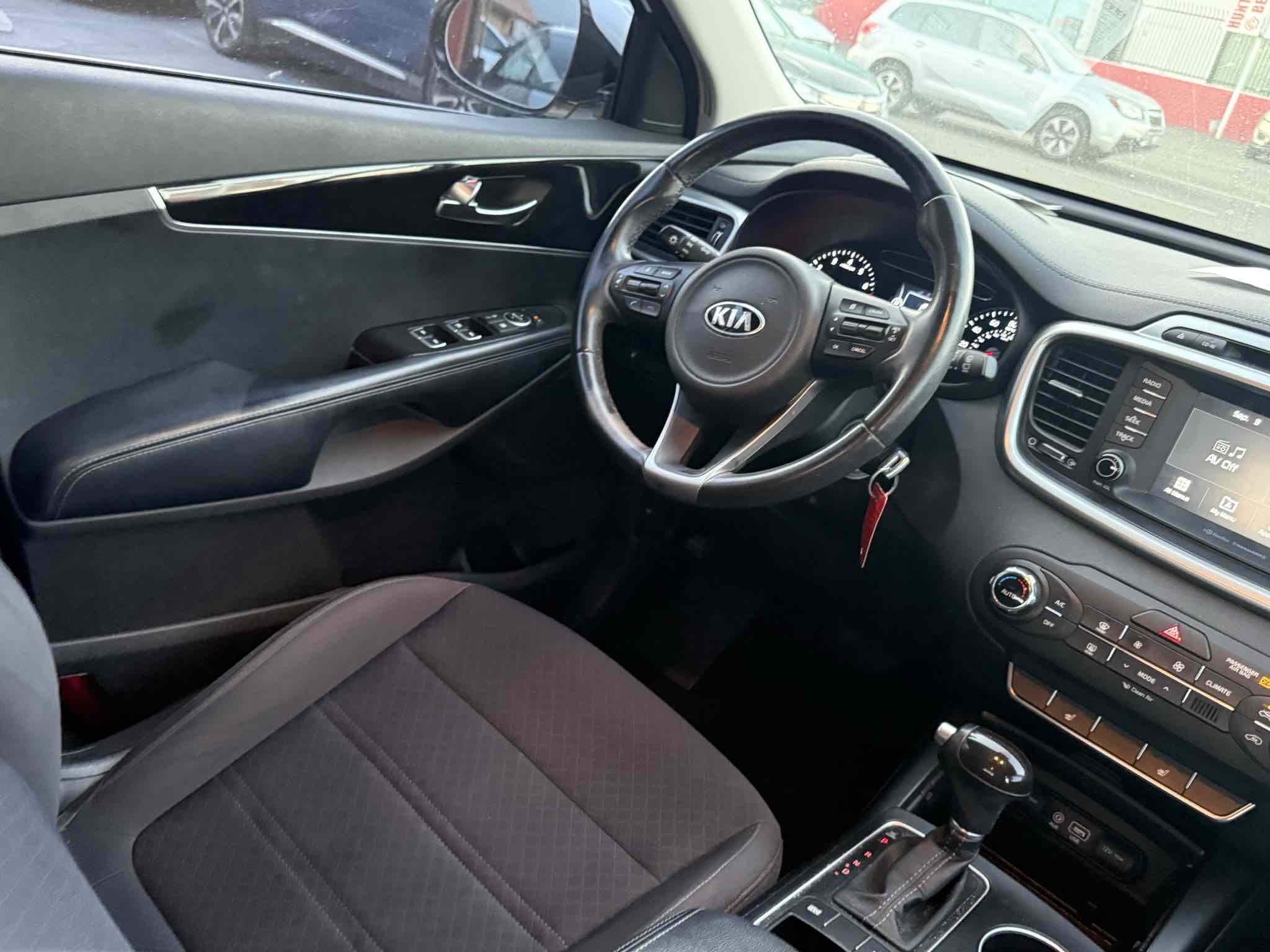 2017 Kia Sorento LX photo 43