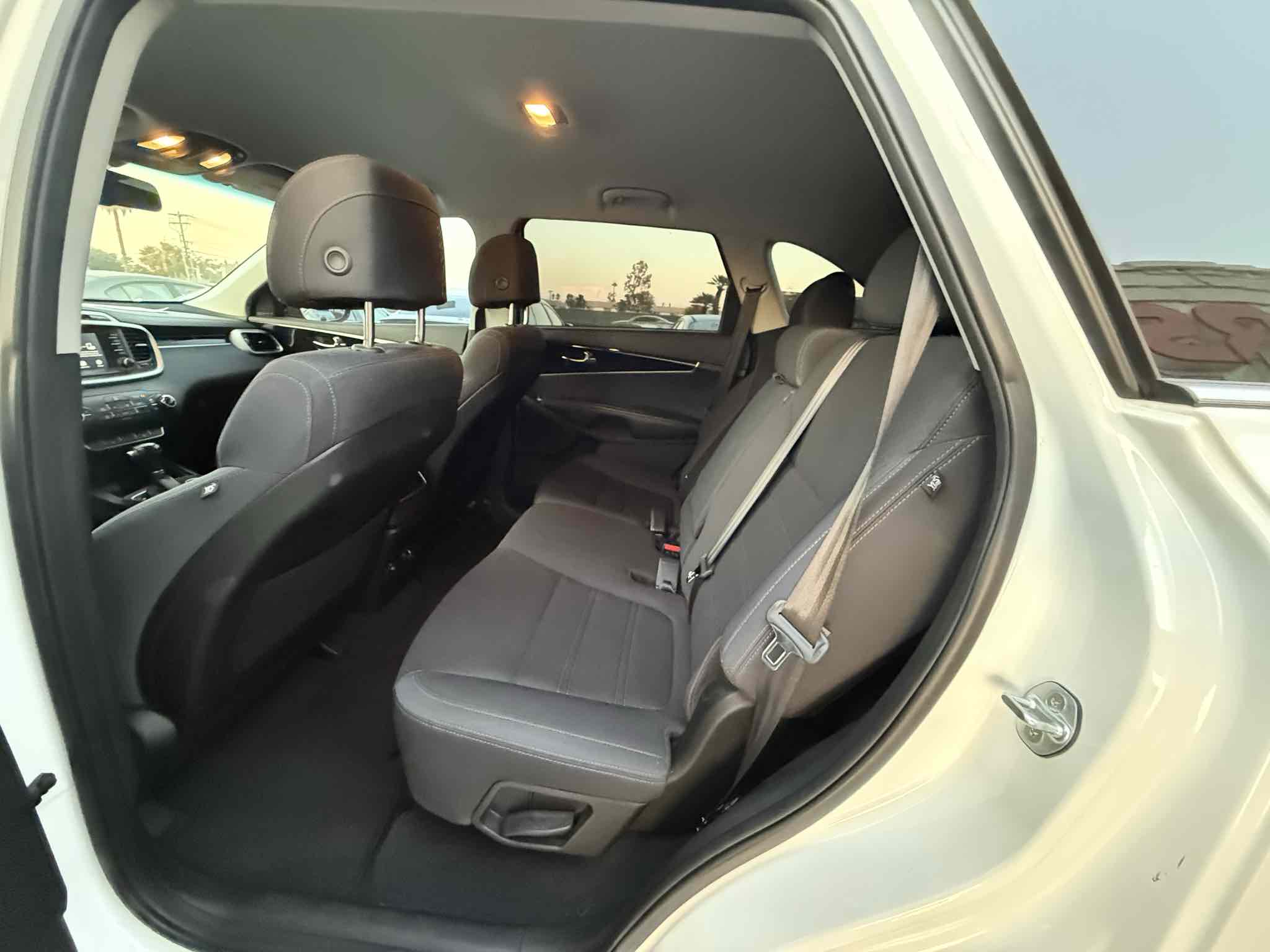 2017 Kia Sorento LX photo 58