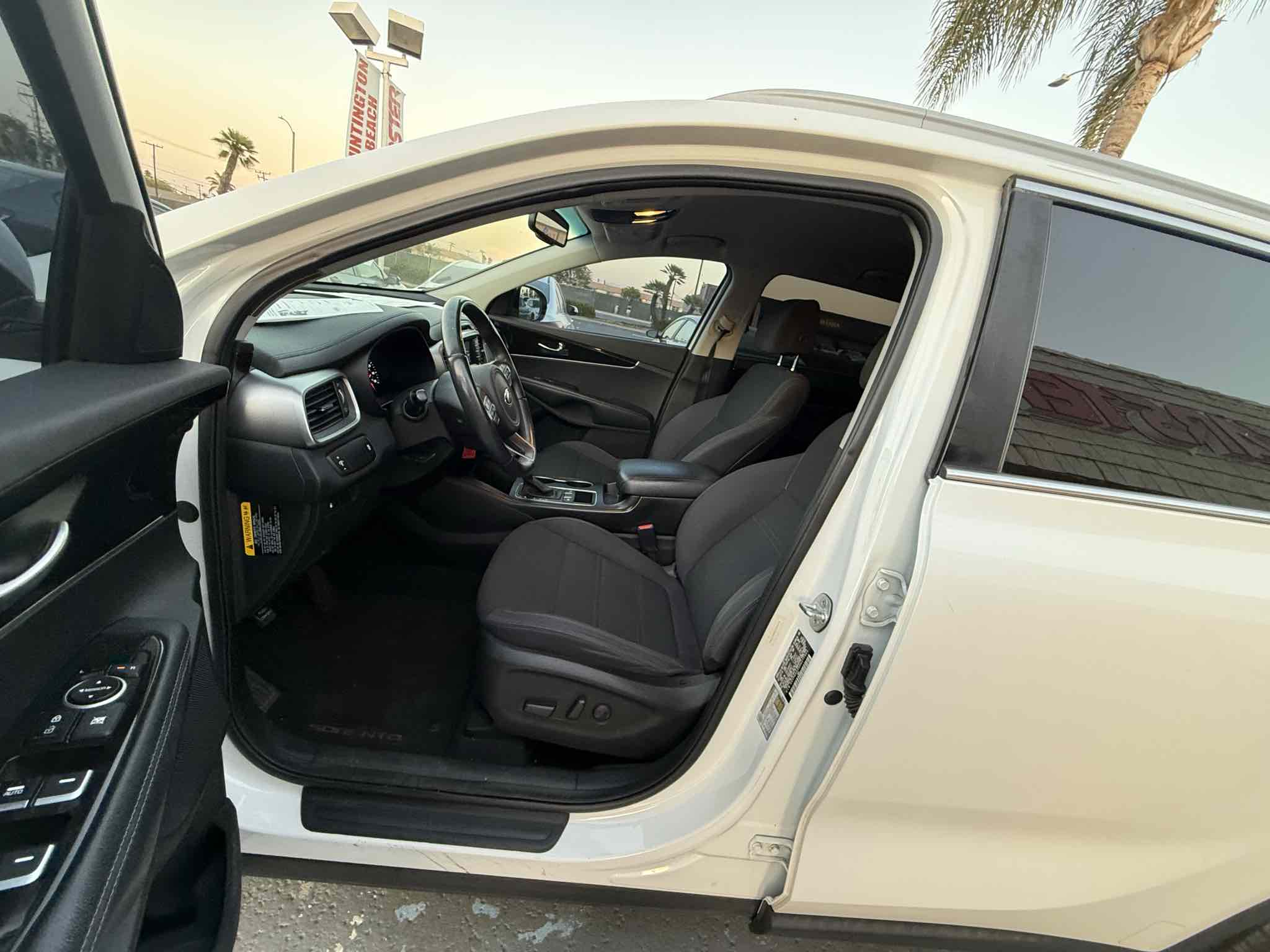 2017 Kia Sorento LX photo 63