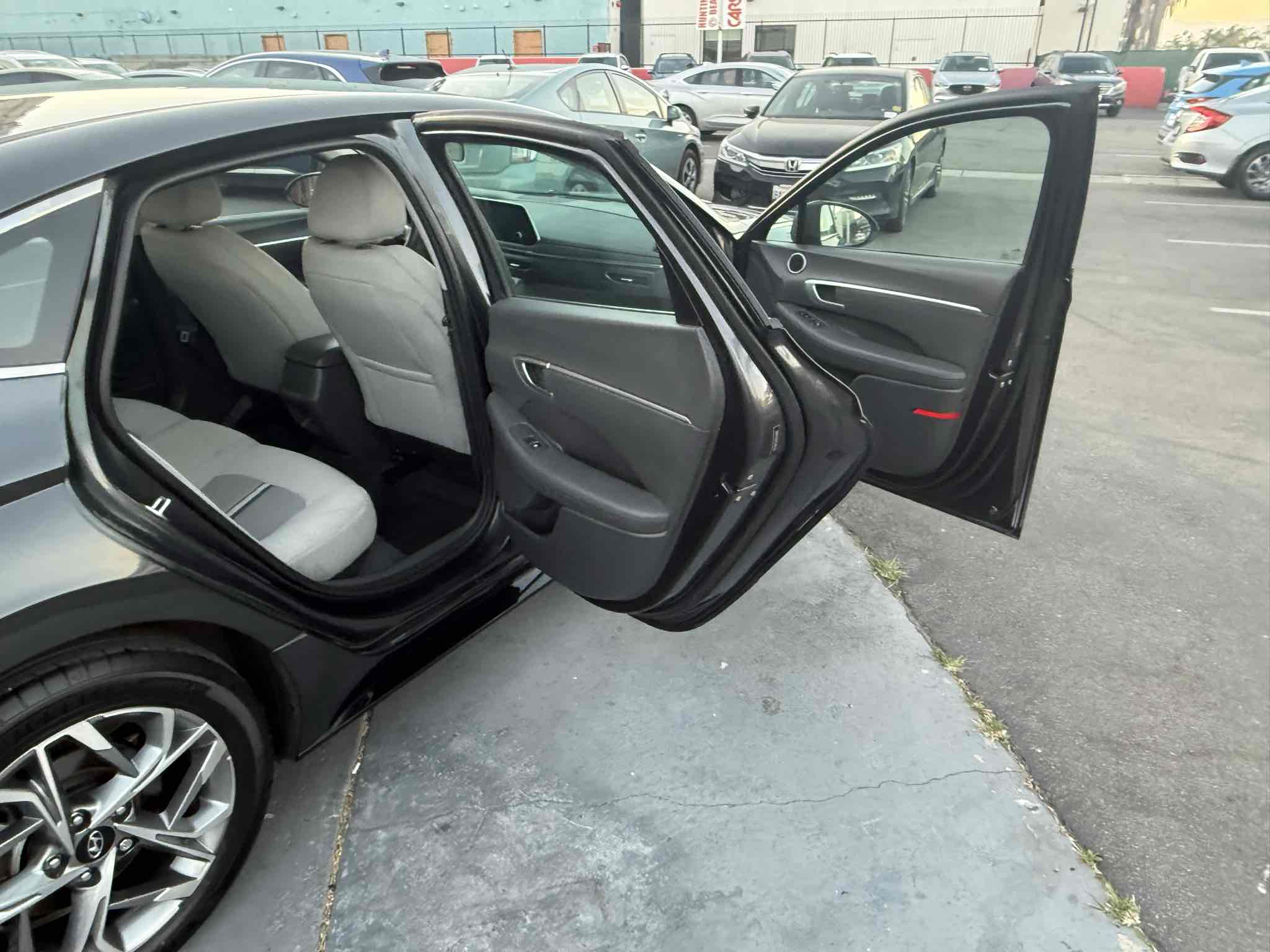 2020 Hyundai Sonata SEL photo 35