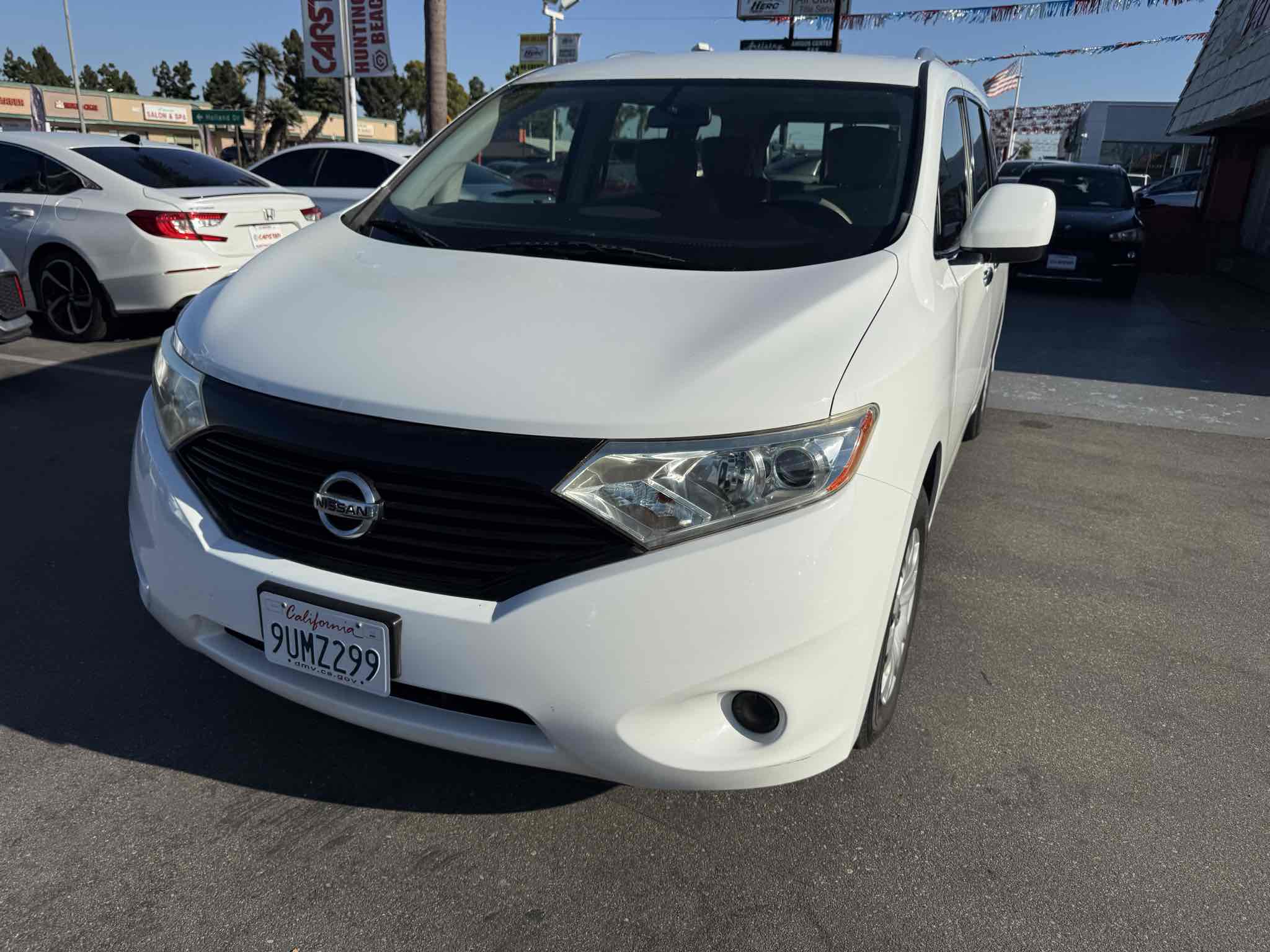 2014 Nissan Quest S photo 3