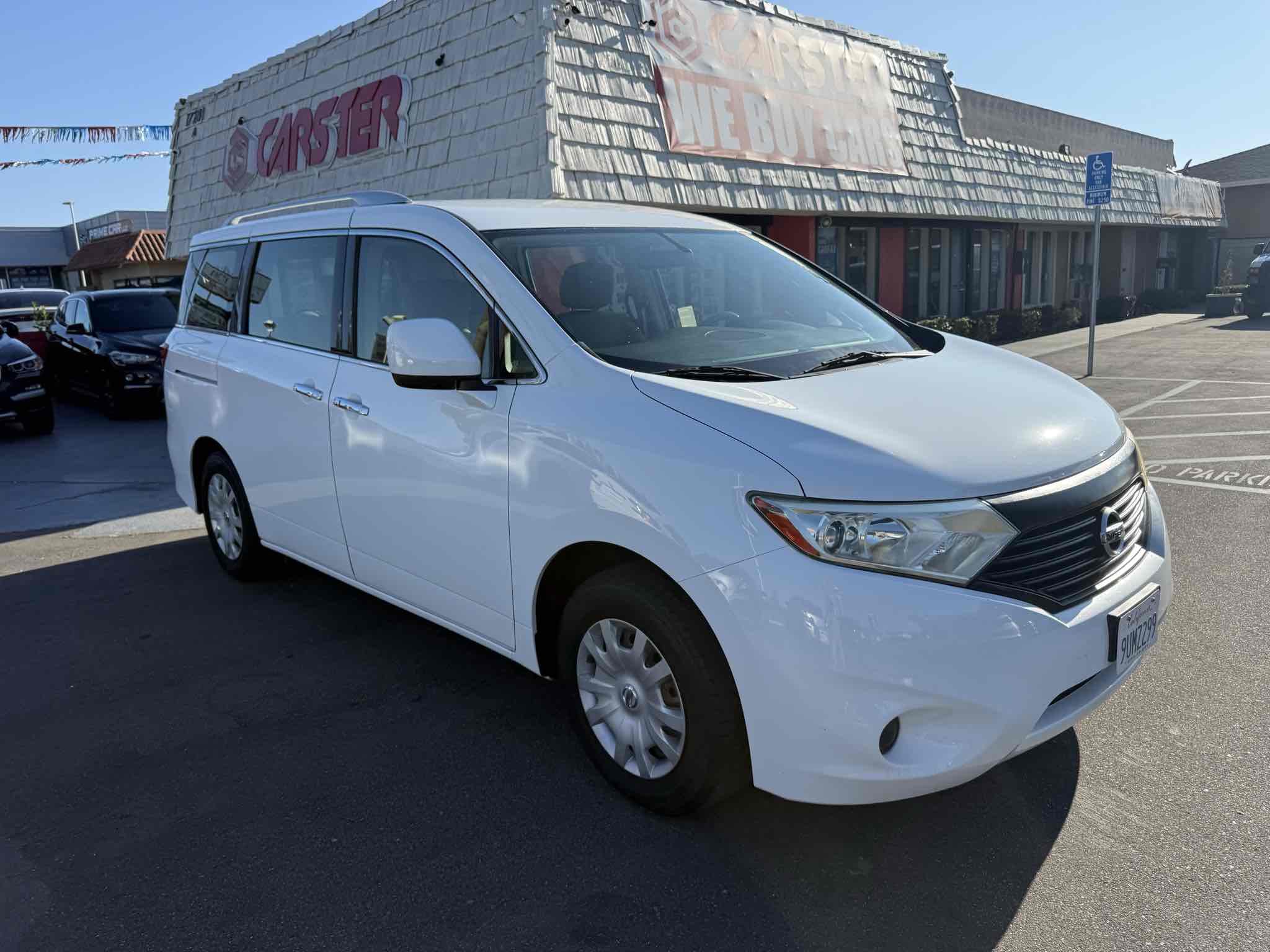 2014 Nissan Quest S photo 5