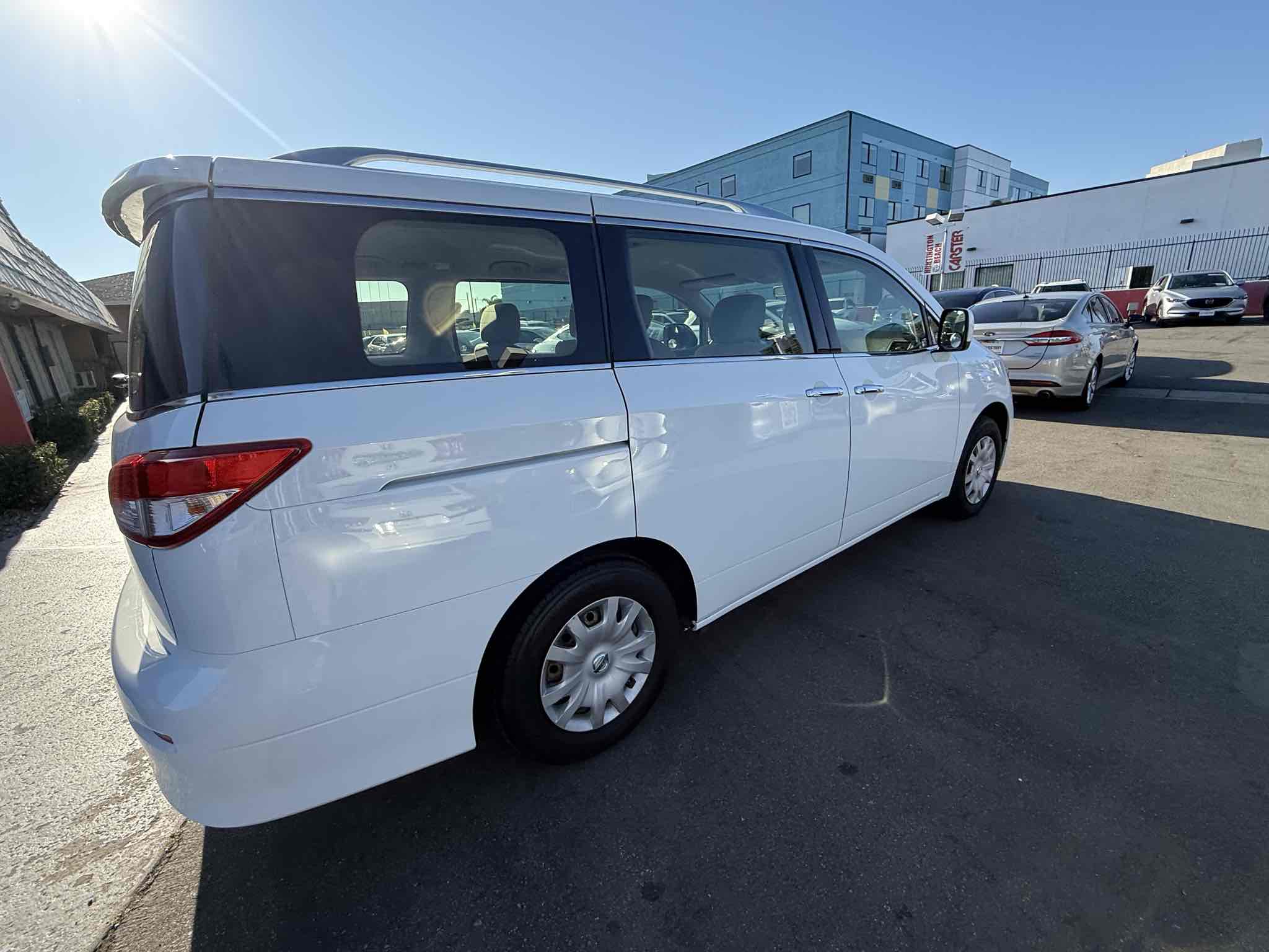 2014 Nissan Quest S photo 7
