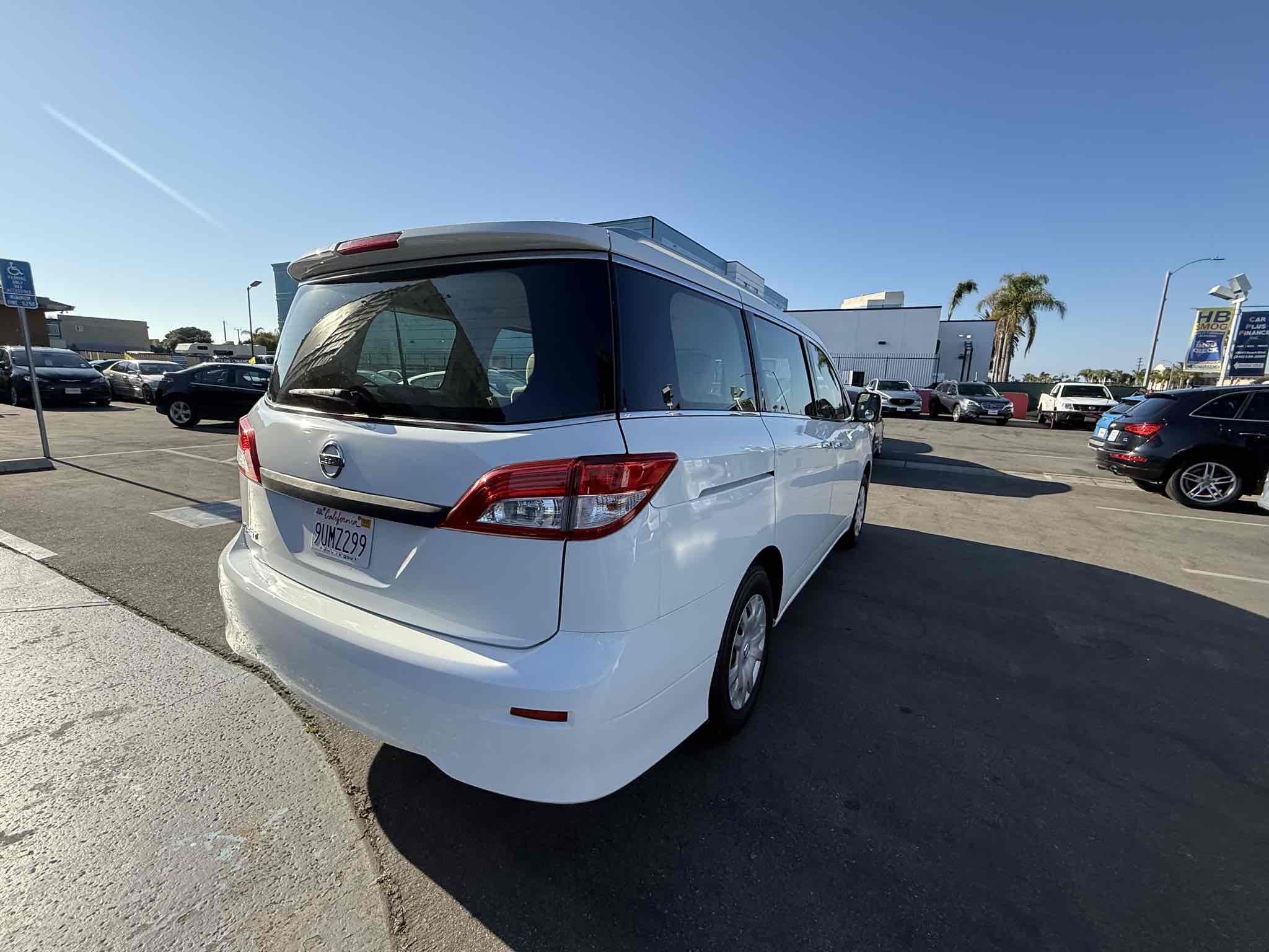 2014 Nissan Quest S photo 9