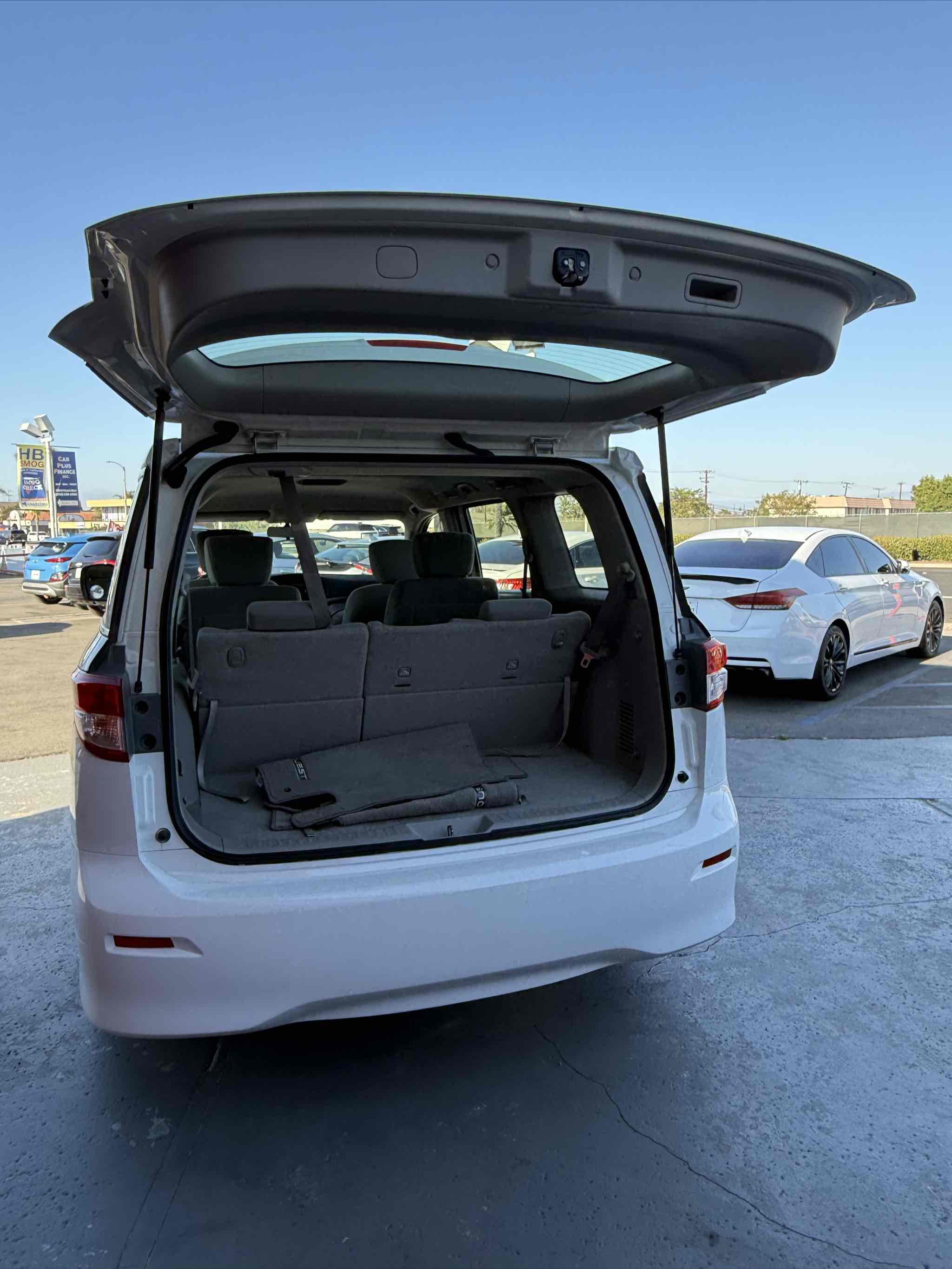 2014 Nissan Quest S photo 48