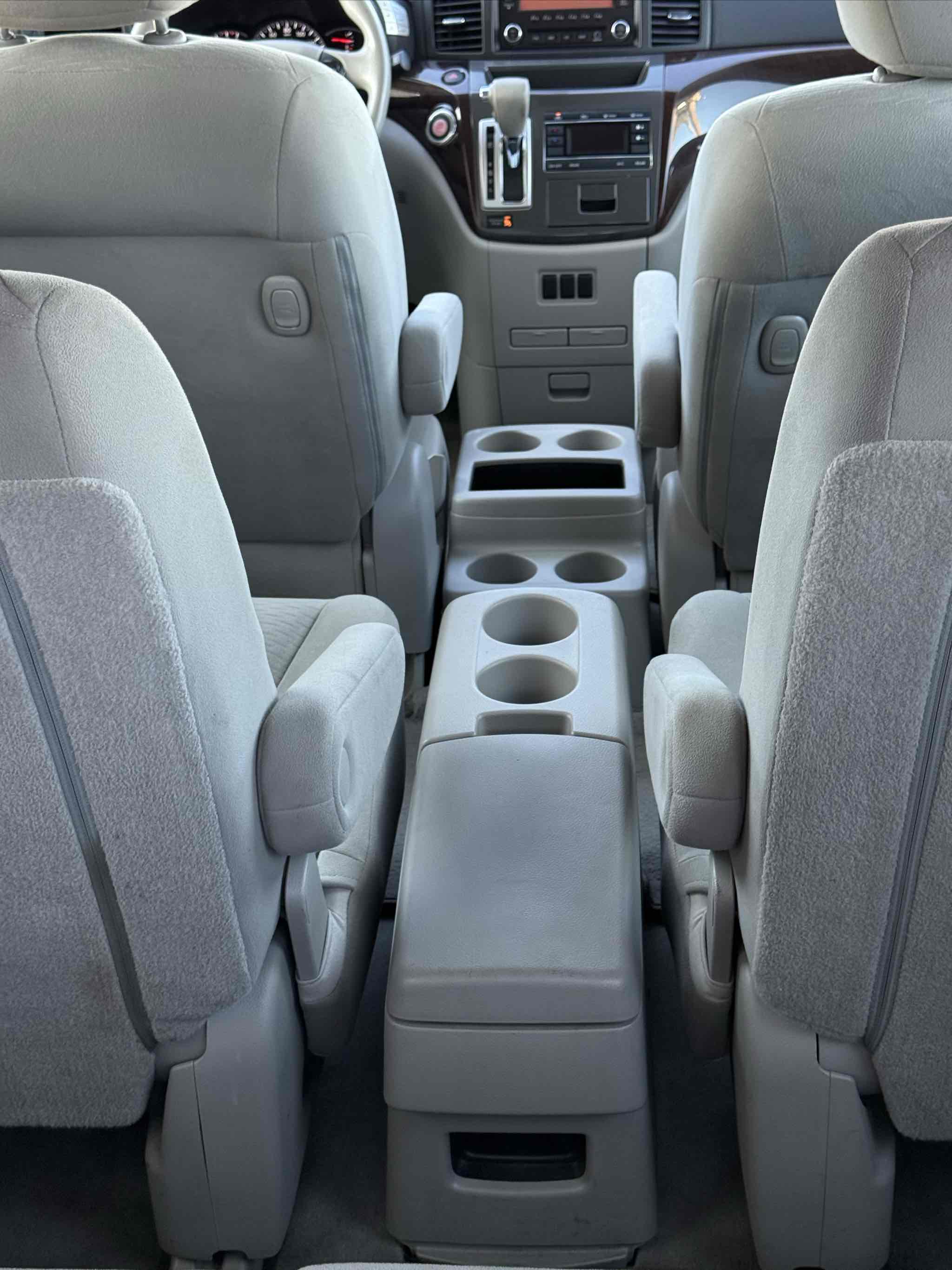 2014 Nissan Quest S photo 52