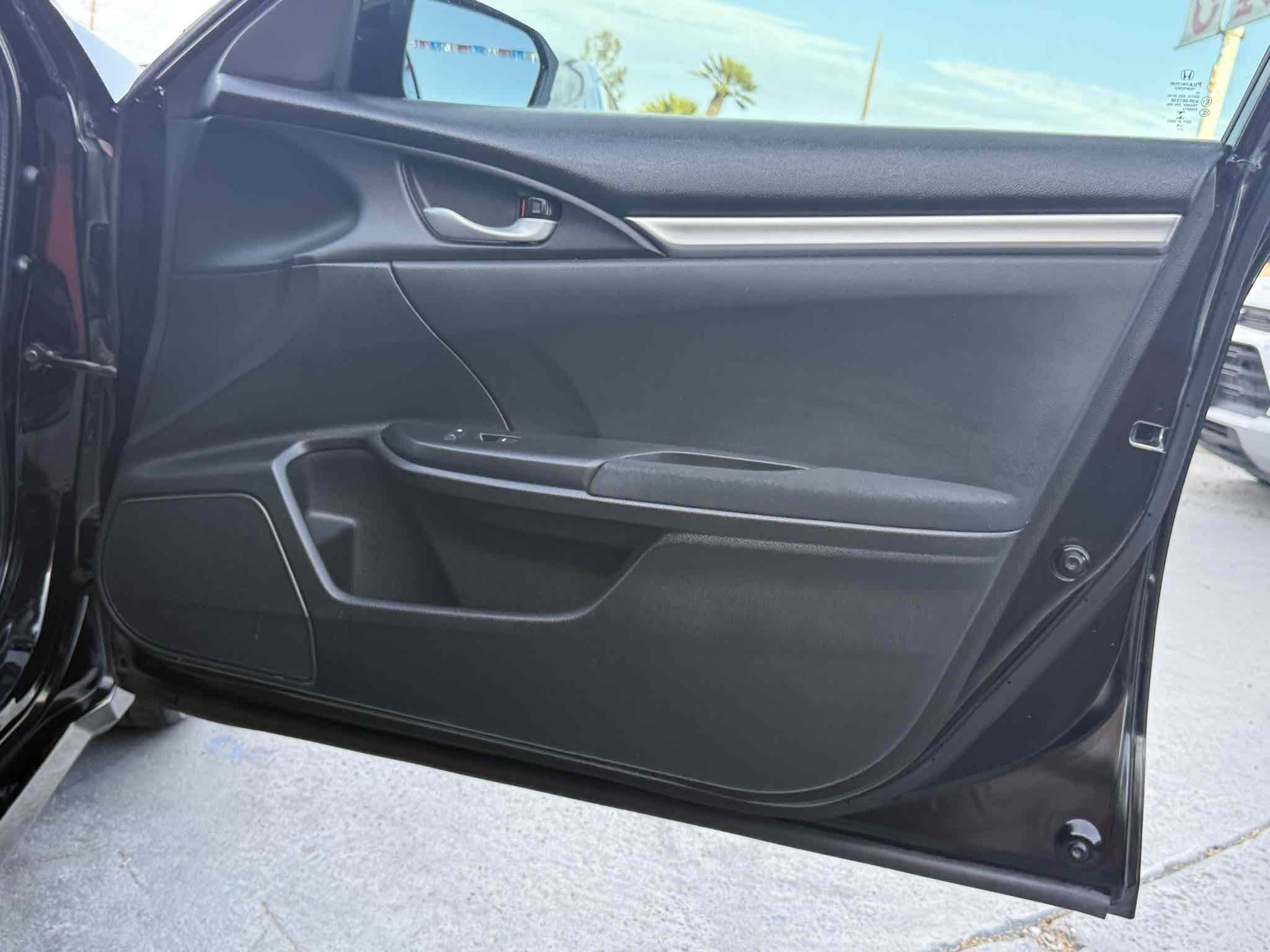 2016 Honda Civic LX photo 44