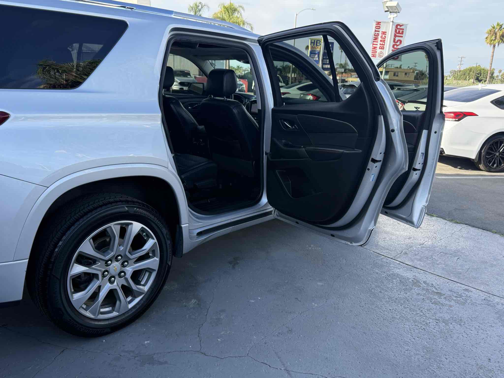 2018 Chevrolet Traverse Premier photo 52