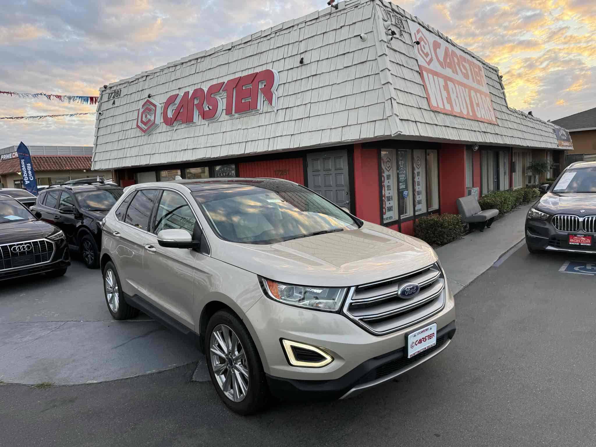 2017 Ford Edge Titanium photo 16