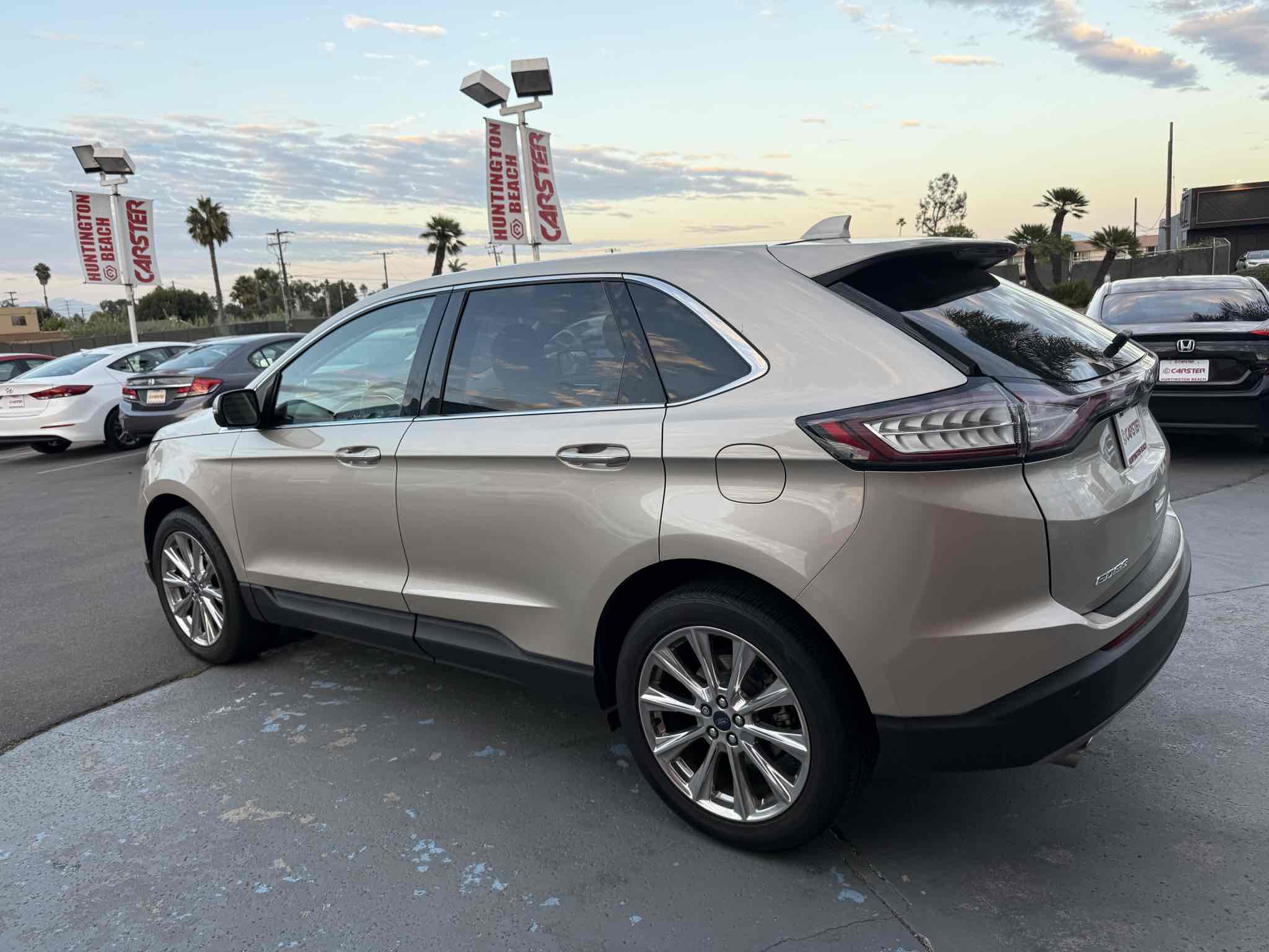 2017 Ford Edge Titanium photo 21