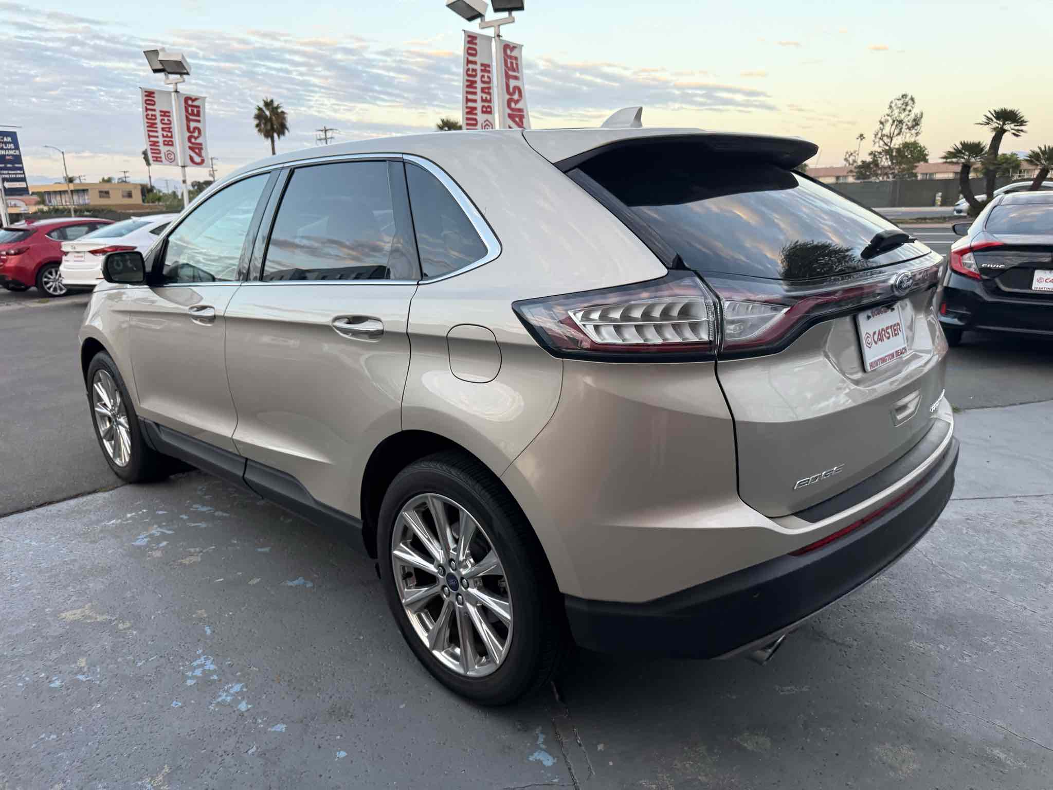 2017 Ford Edge Titanium photo 23