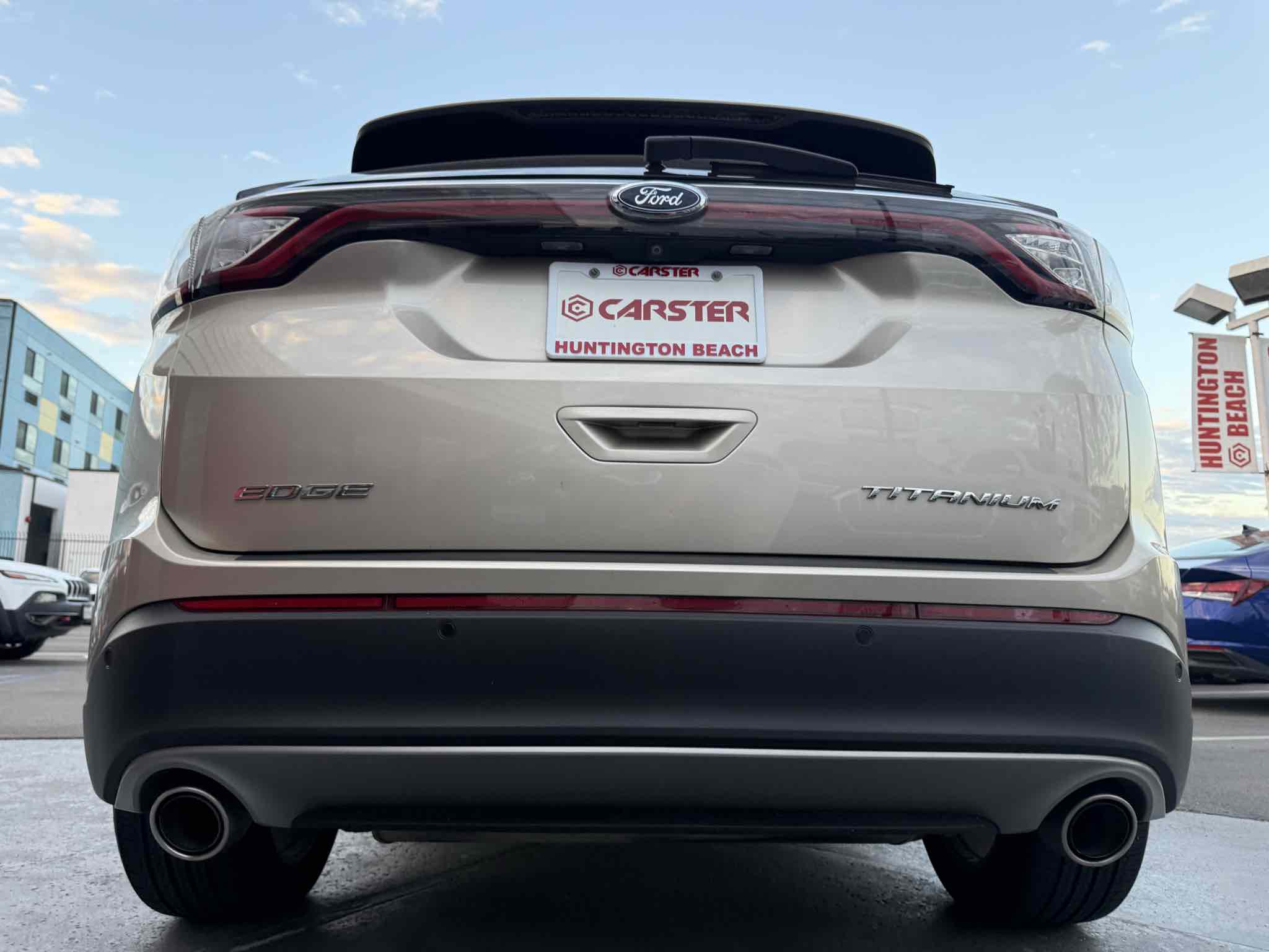 2017 Ford Edge Titanium photo 3