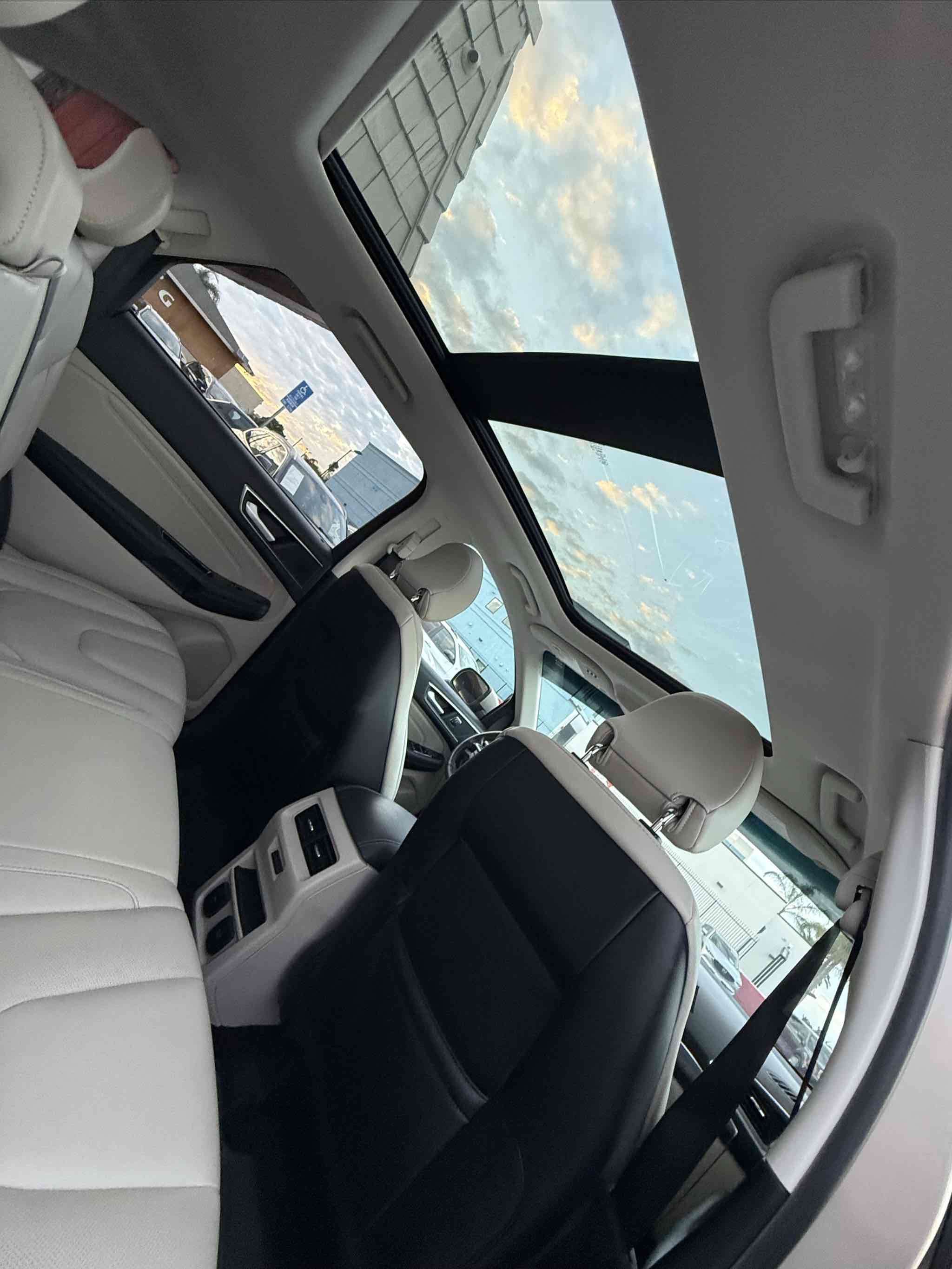 2017 Ford Edge Titanium photo 53