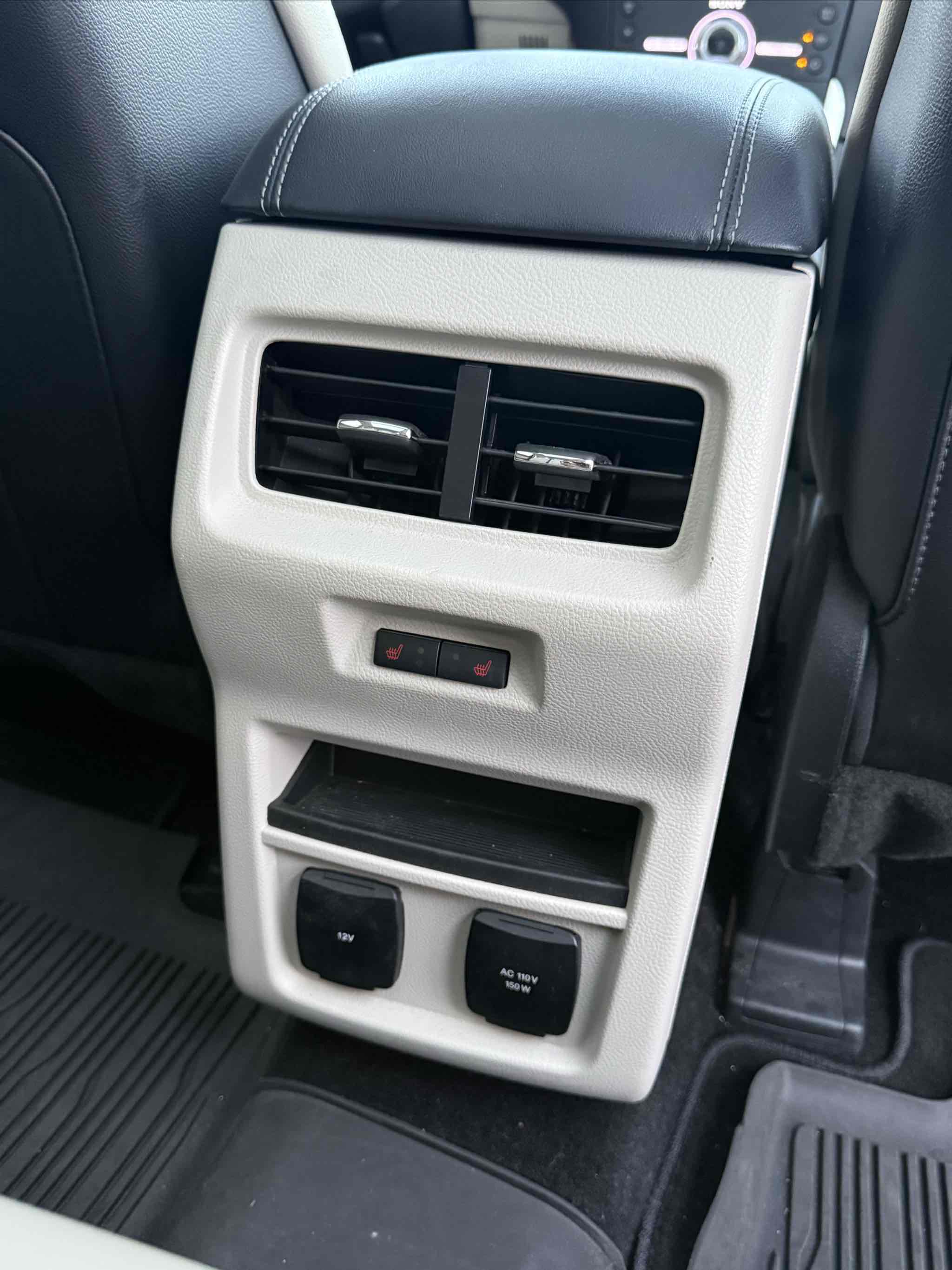 2017 Ford Edge Titanium photo 54