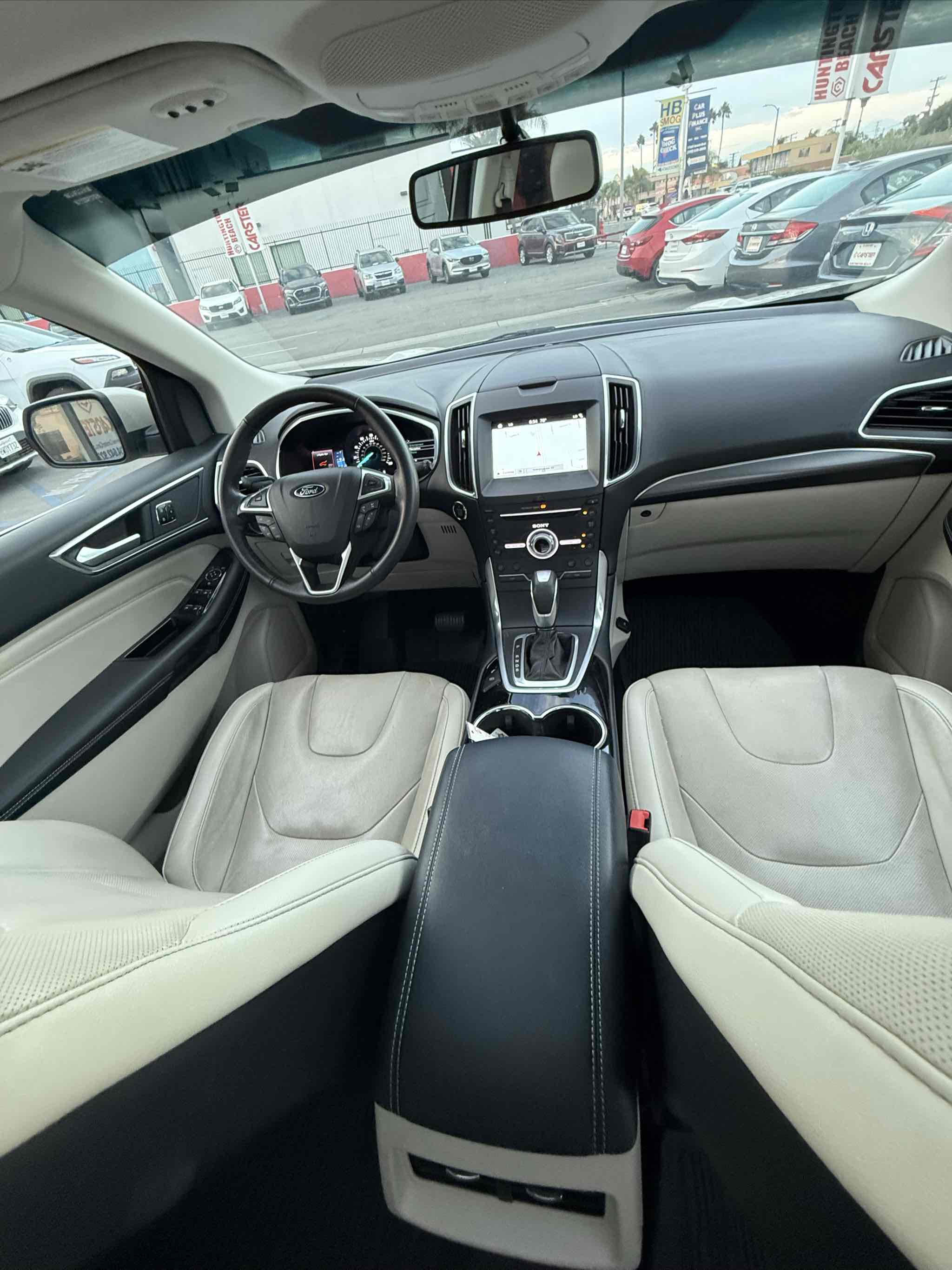 2017 Ford Edge Titanium photo 56