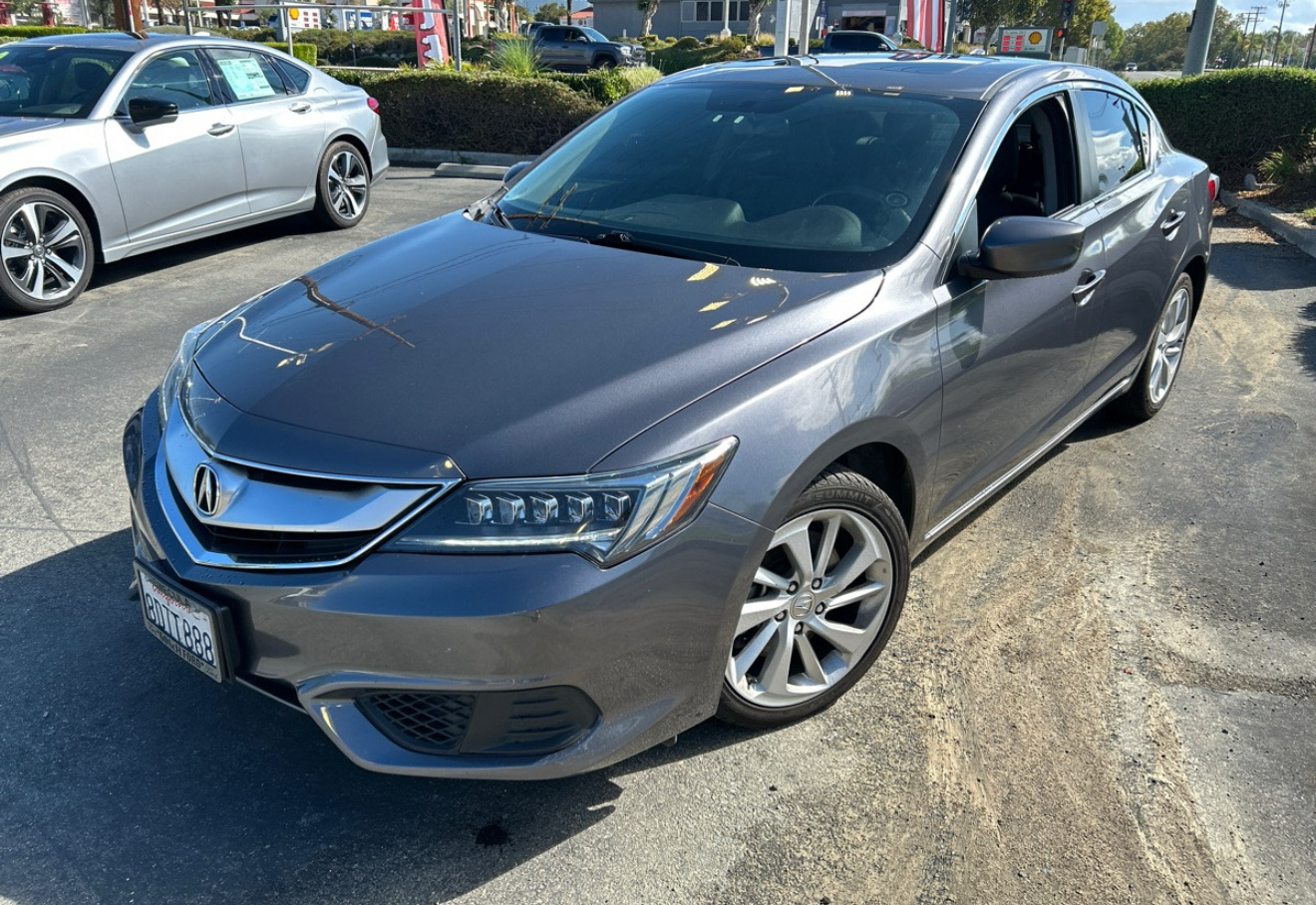 2018 Acura ILX Base Plus photo 12