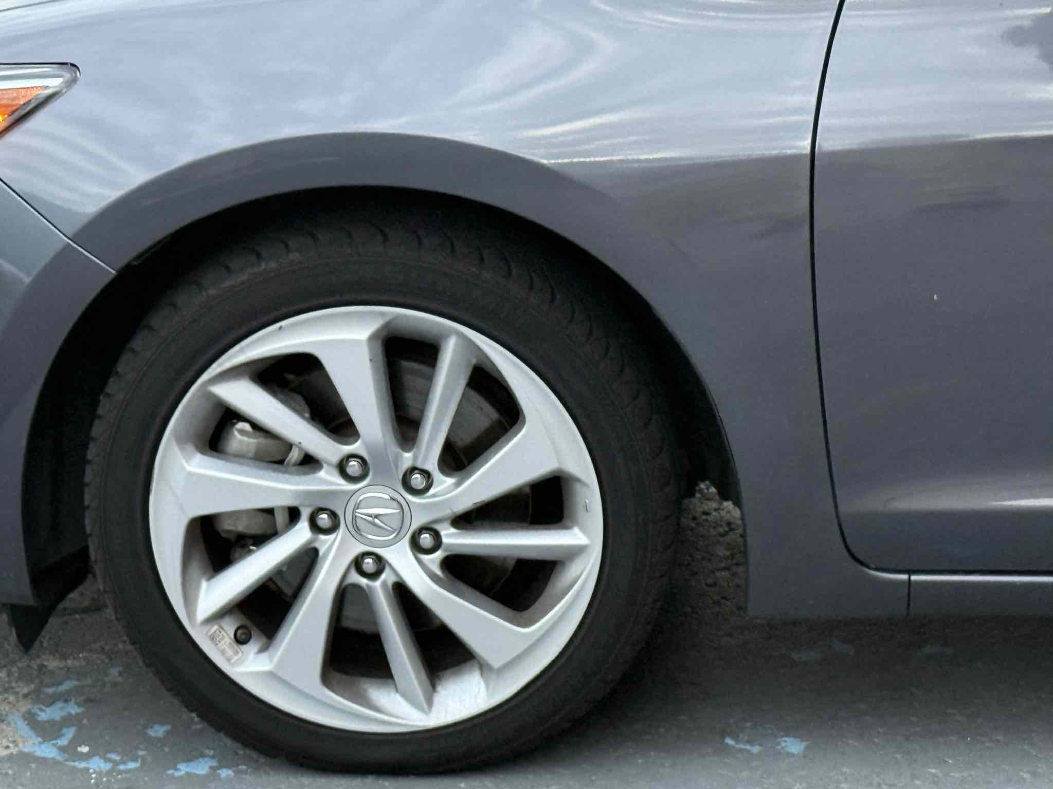 2018 Acura ILX Base Plus photo 20