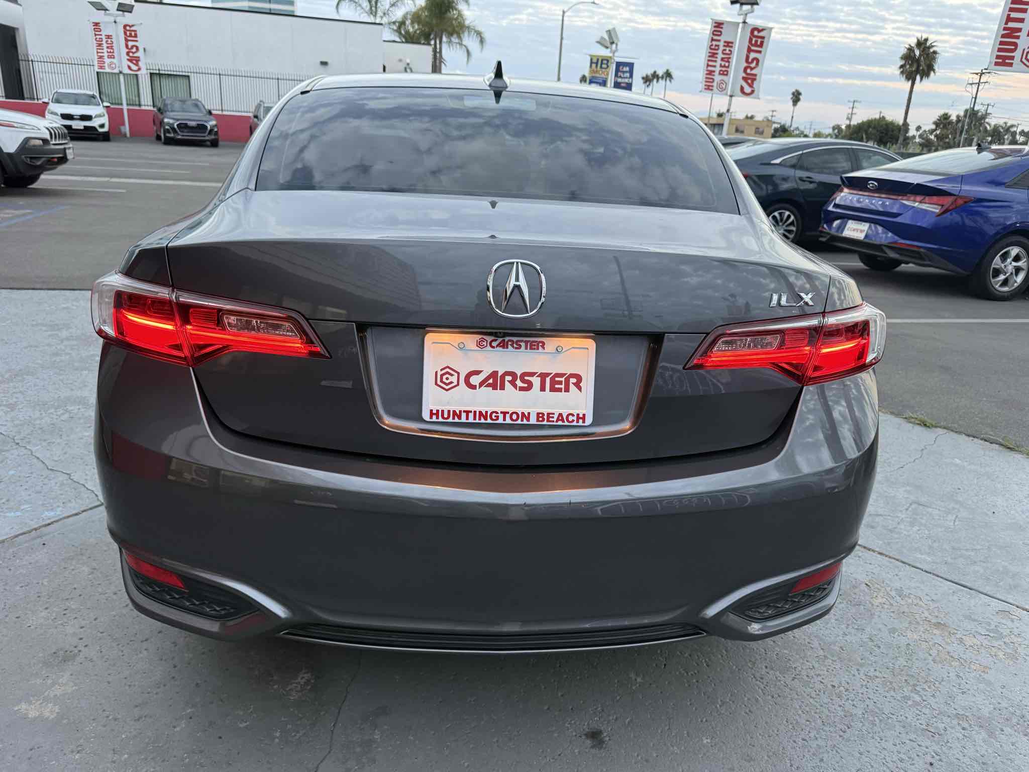 2018 Acura ILX Base Plus photo 4