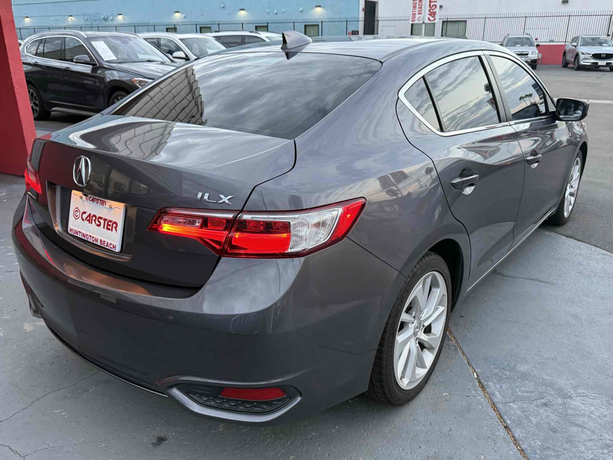 2018 Acura ILX Base Plus photo 25