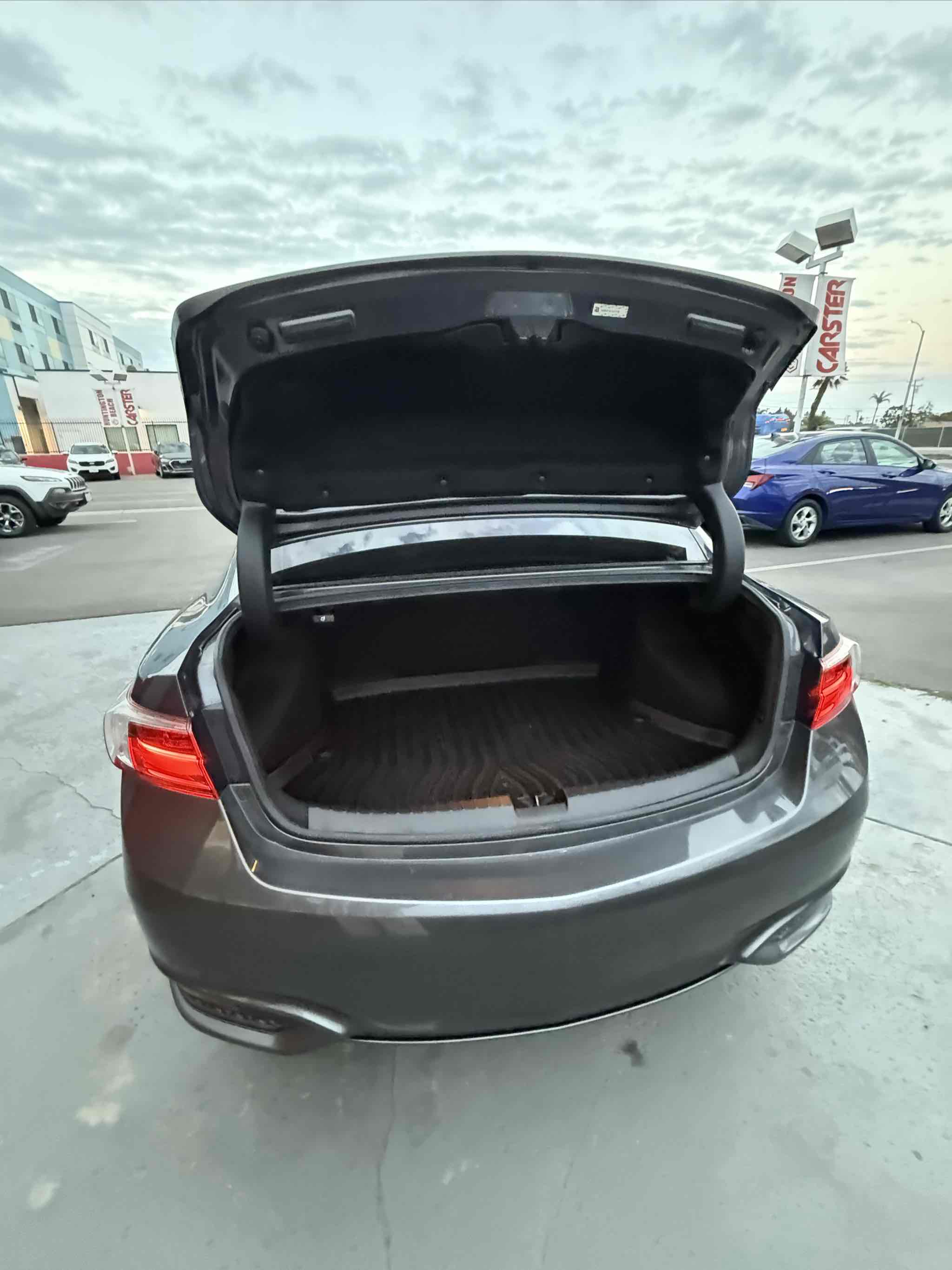 2018 Acura ILX Base Plus photo 58