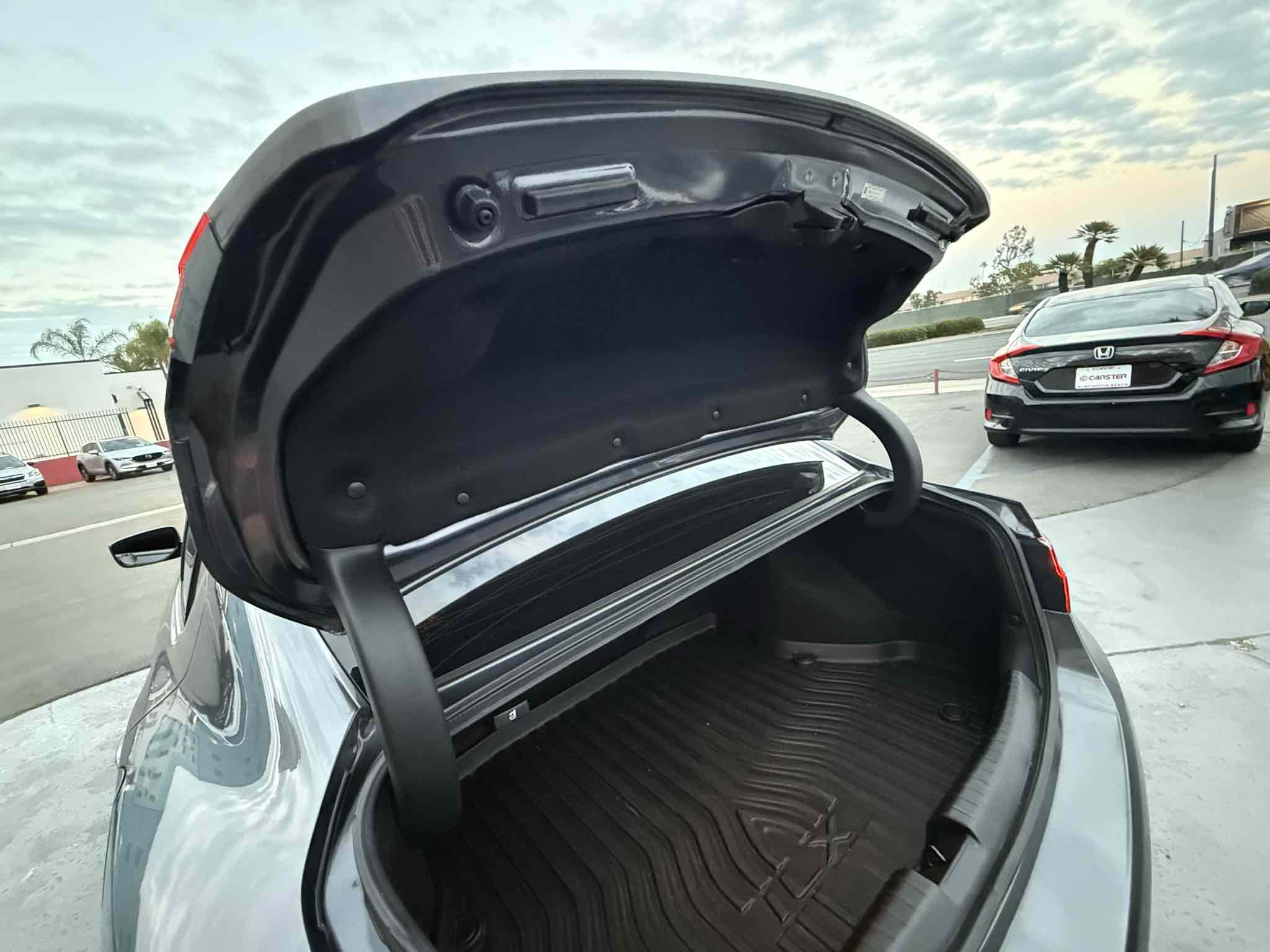2018 Acura ILX Base Plus photo 60