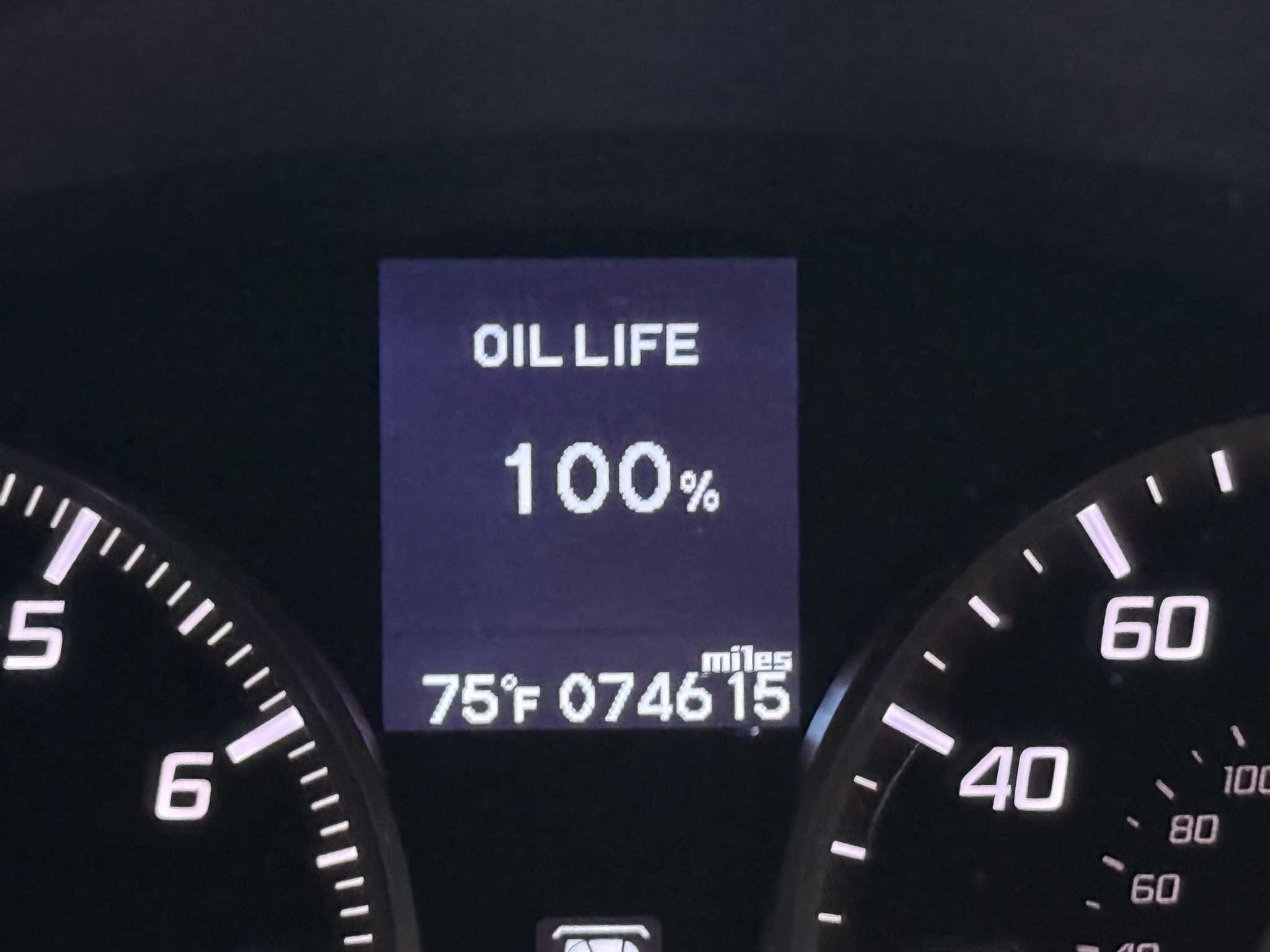 2018 Acura ILX Base Plus photo 2