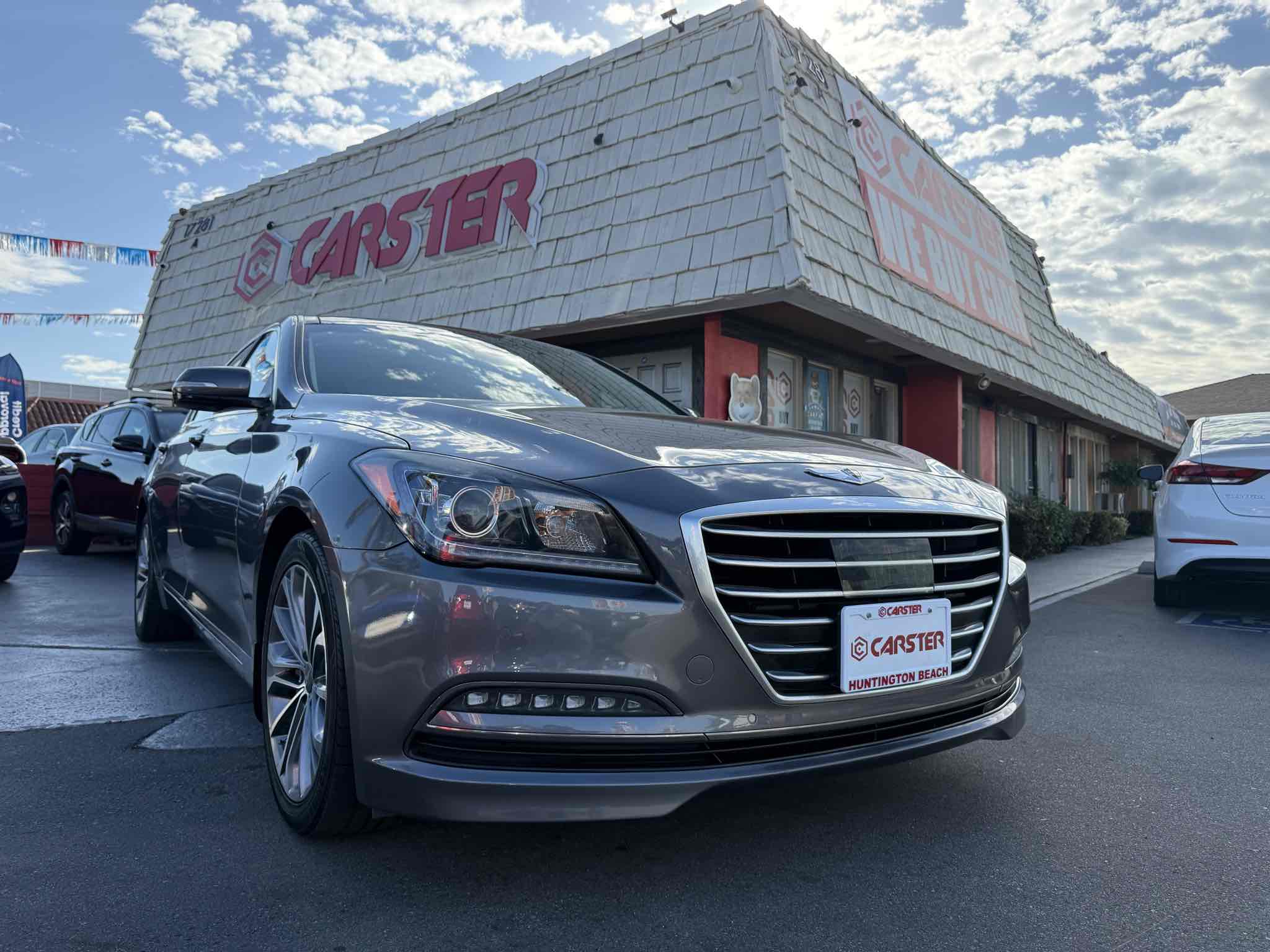 2016 Hyundai Genesis 3.8 photo 2