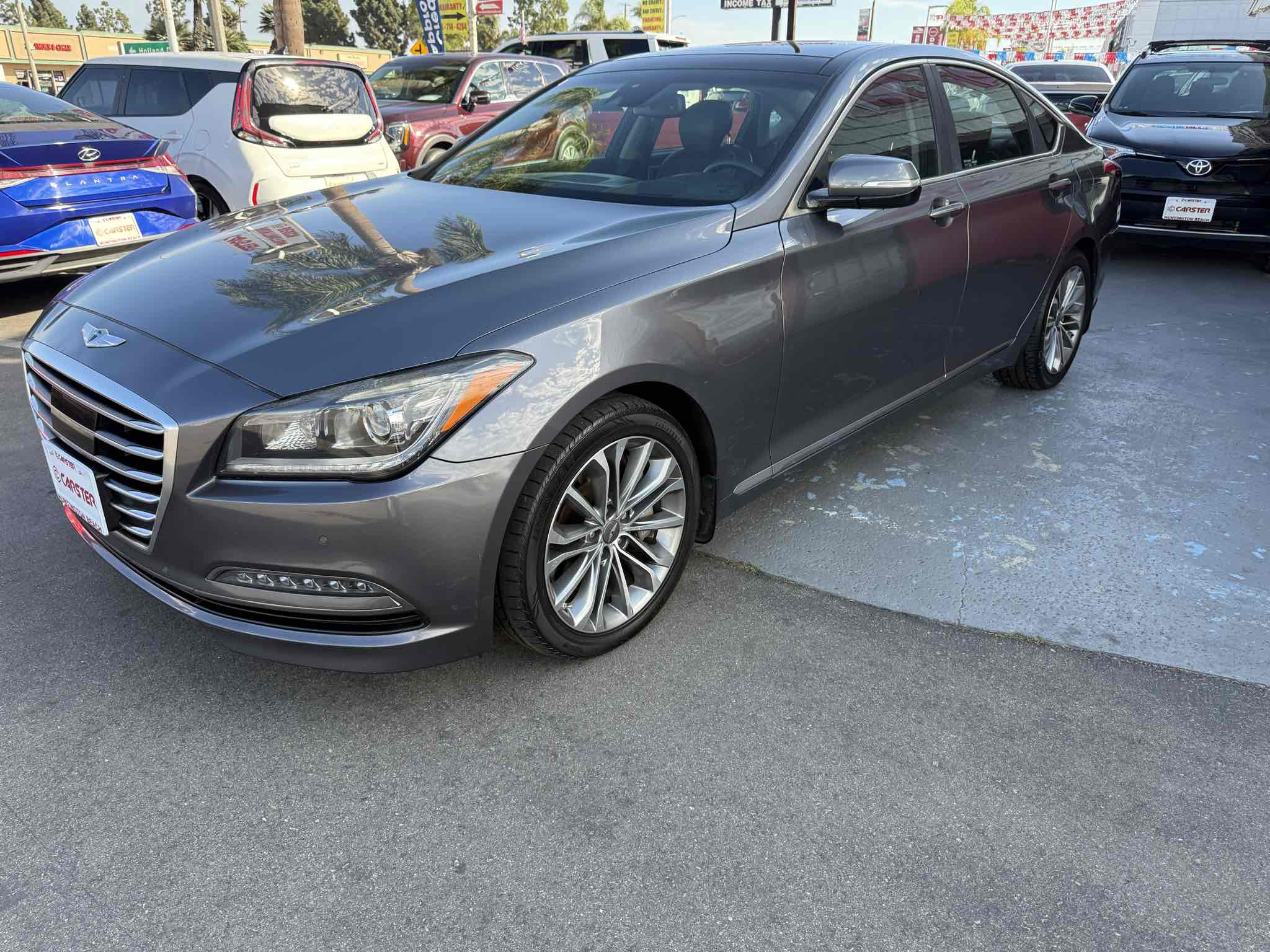 2016 Hyundai Genesis 3.8 photo 3