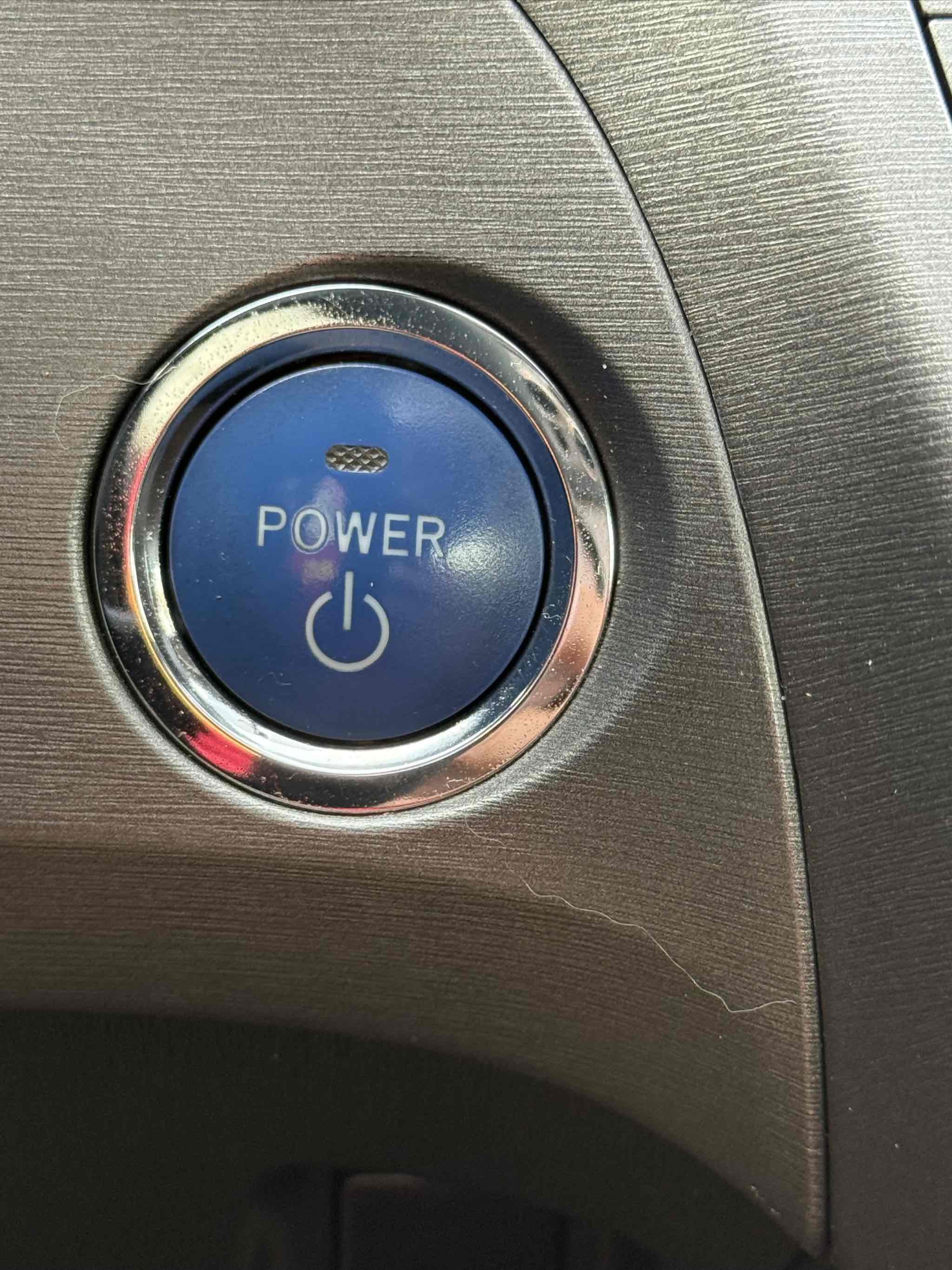 2012 Toyota Prius Three photo 2