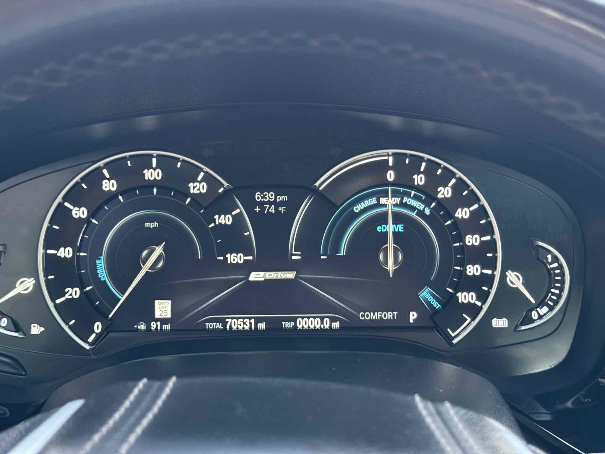 Photo 24 of this BMW 5 Series