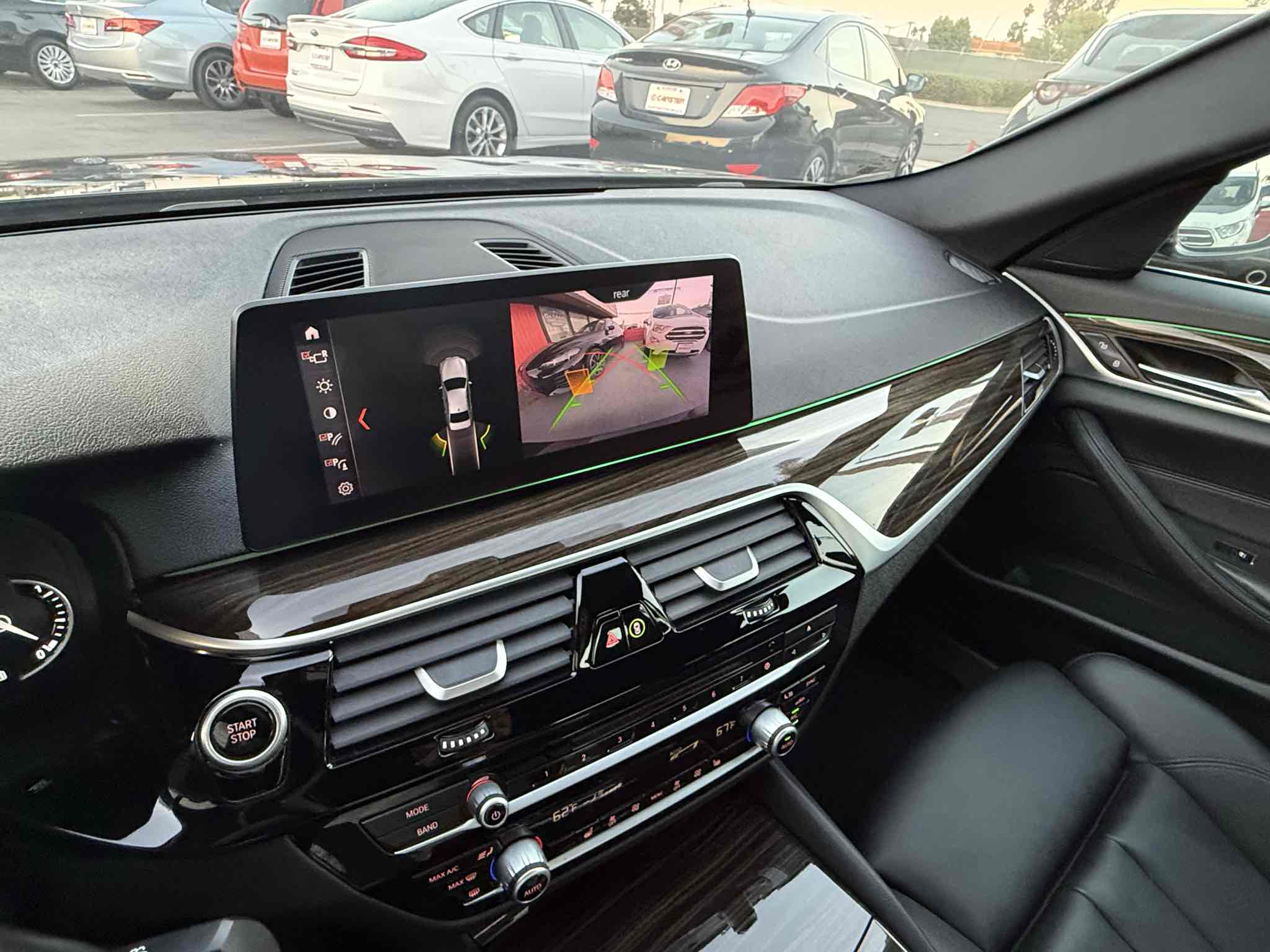 Photo 31 of this BMW 5 Series
