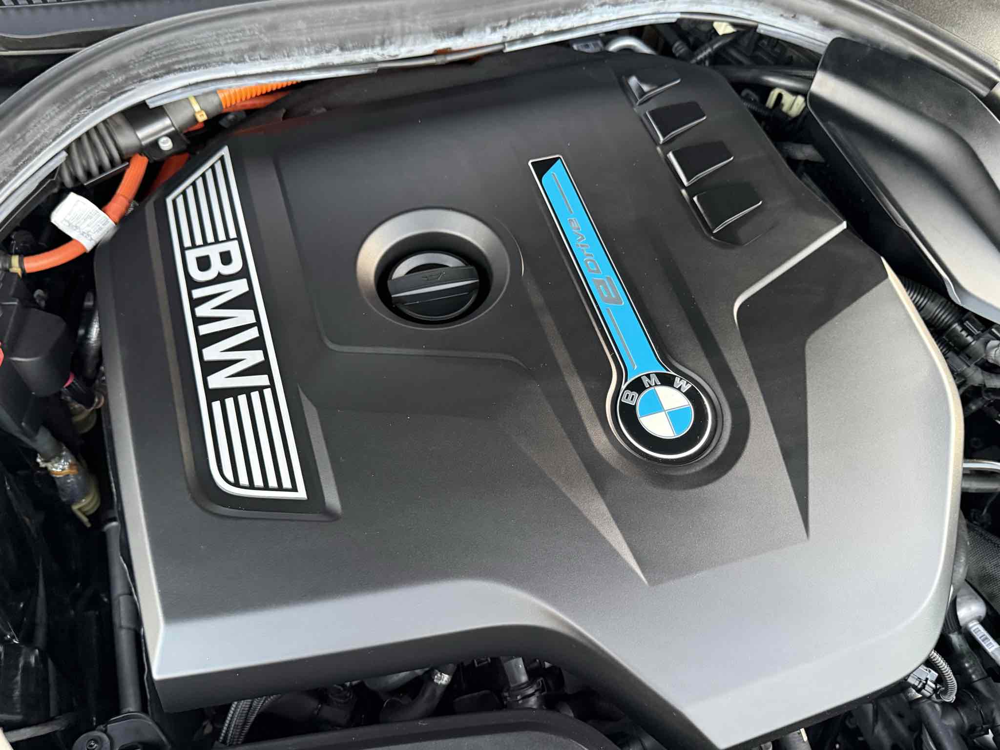 Photo 136 of this BMW 5 Series