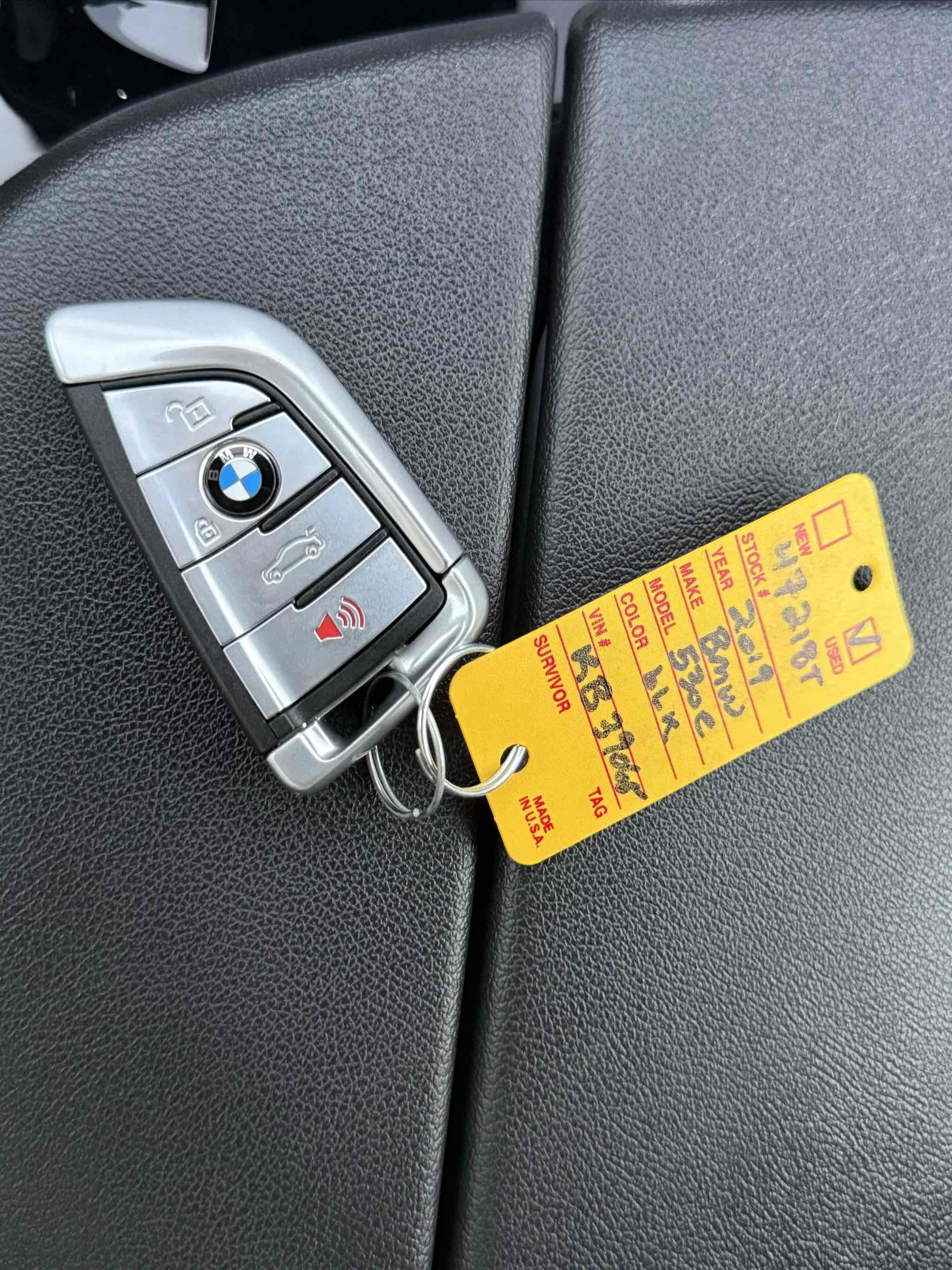 Photo 145 of this BMW 5 Series